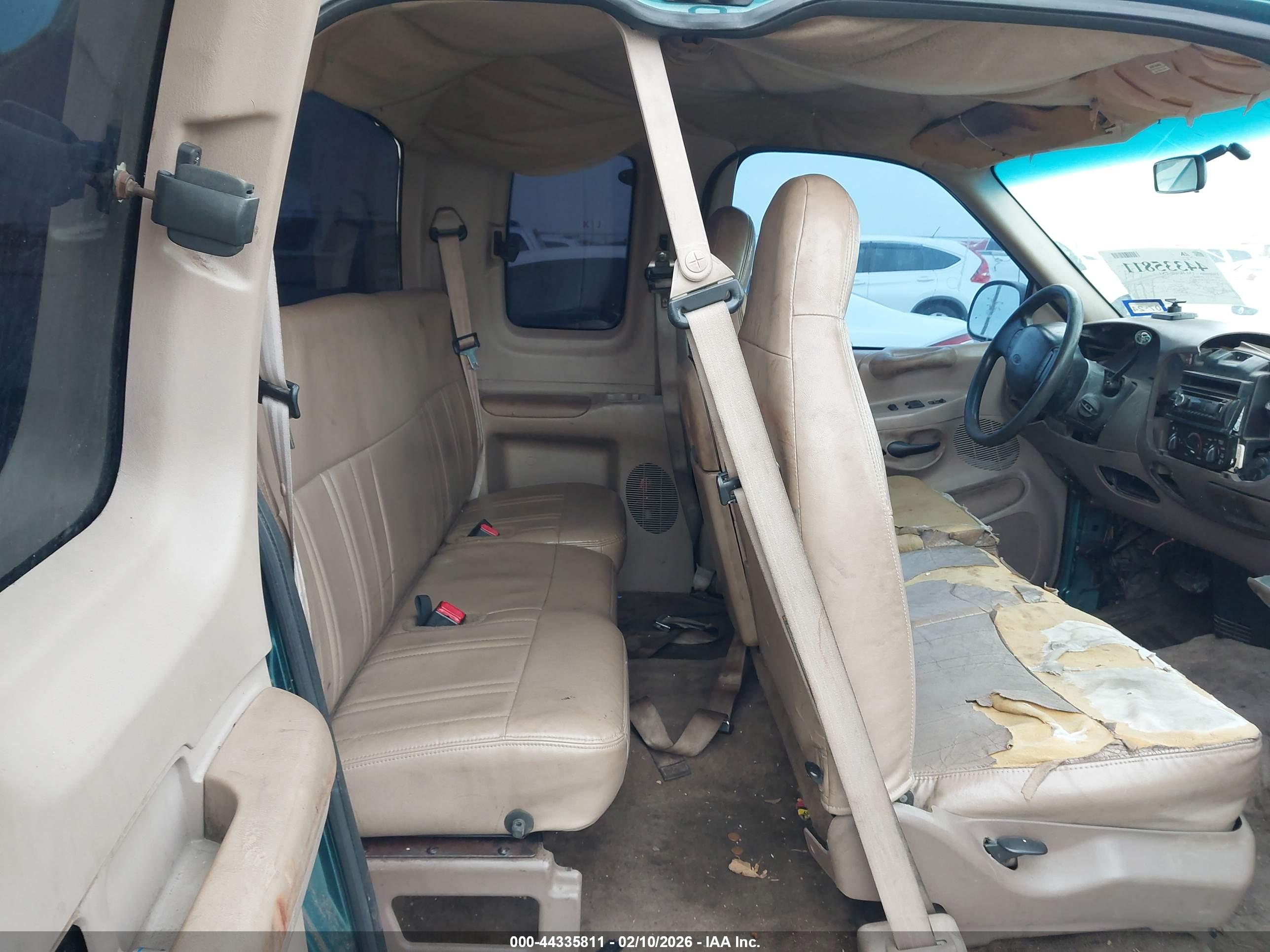 FORD F-150 image 8