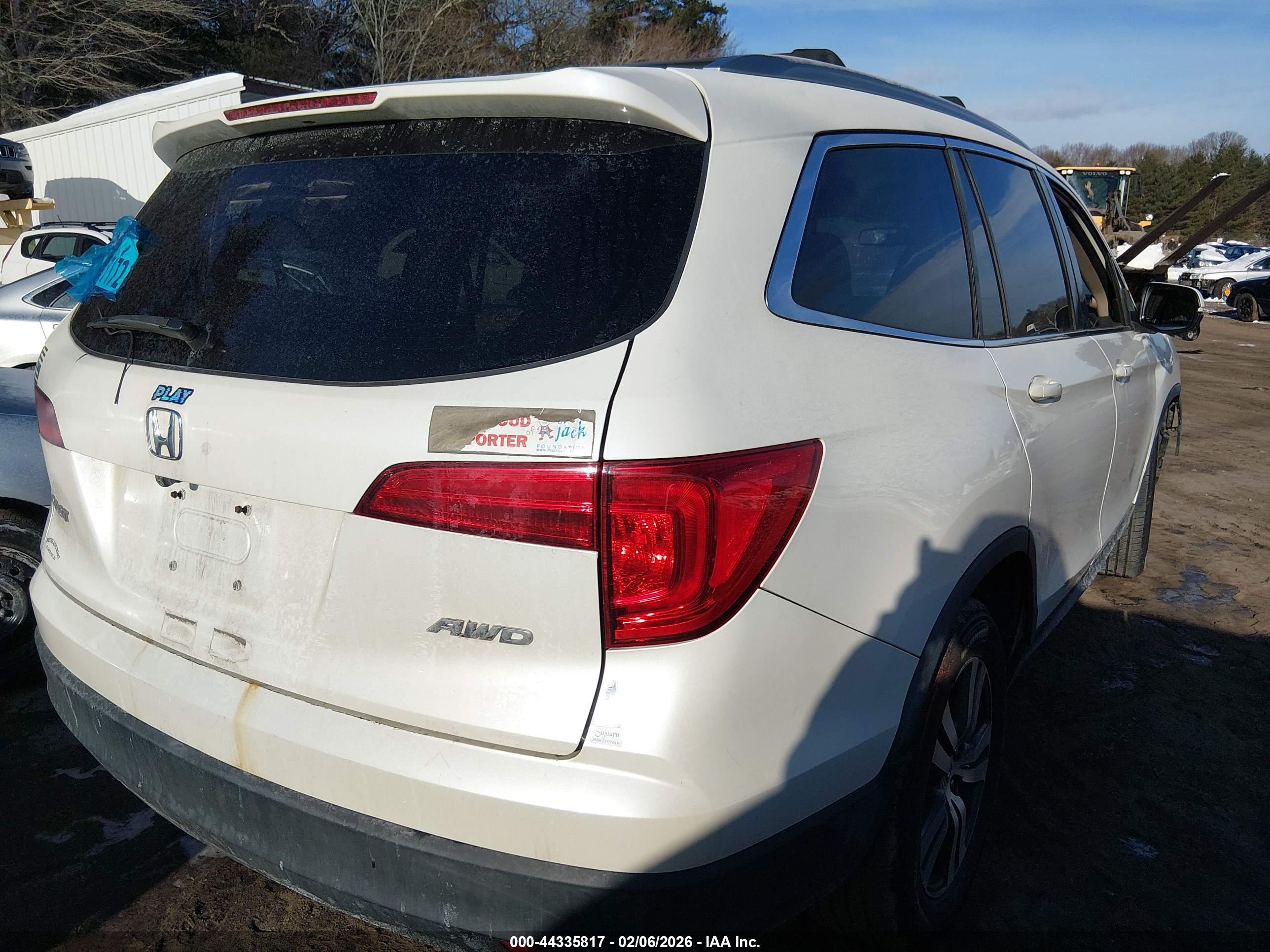 HONDA PILOT image 4