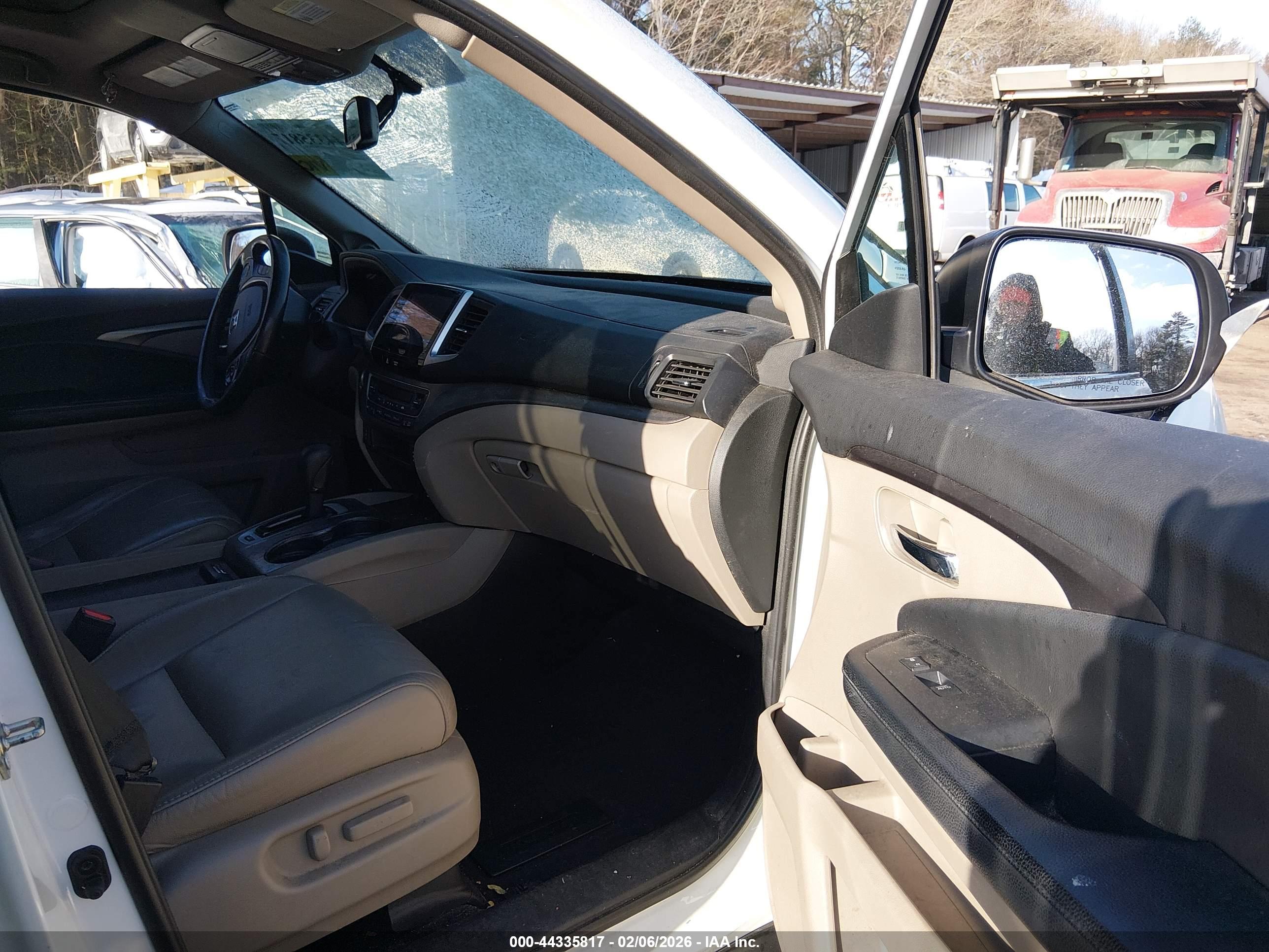 HONDA PILOT image 5