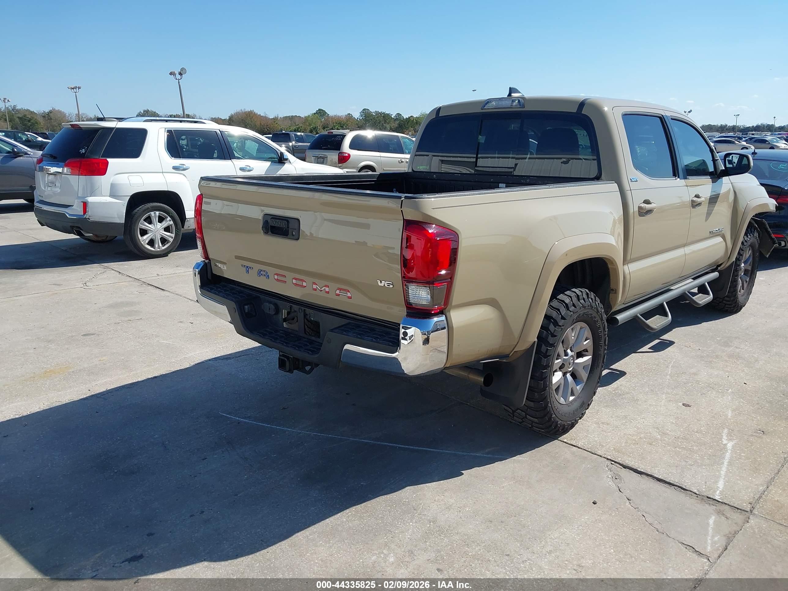 TOYOTA TACOMA image 4