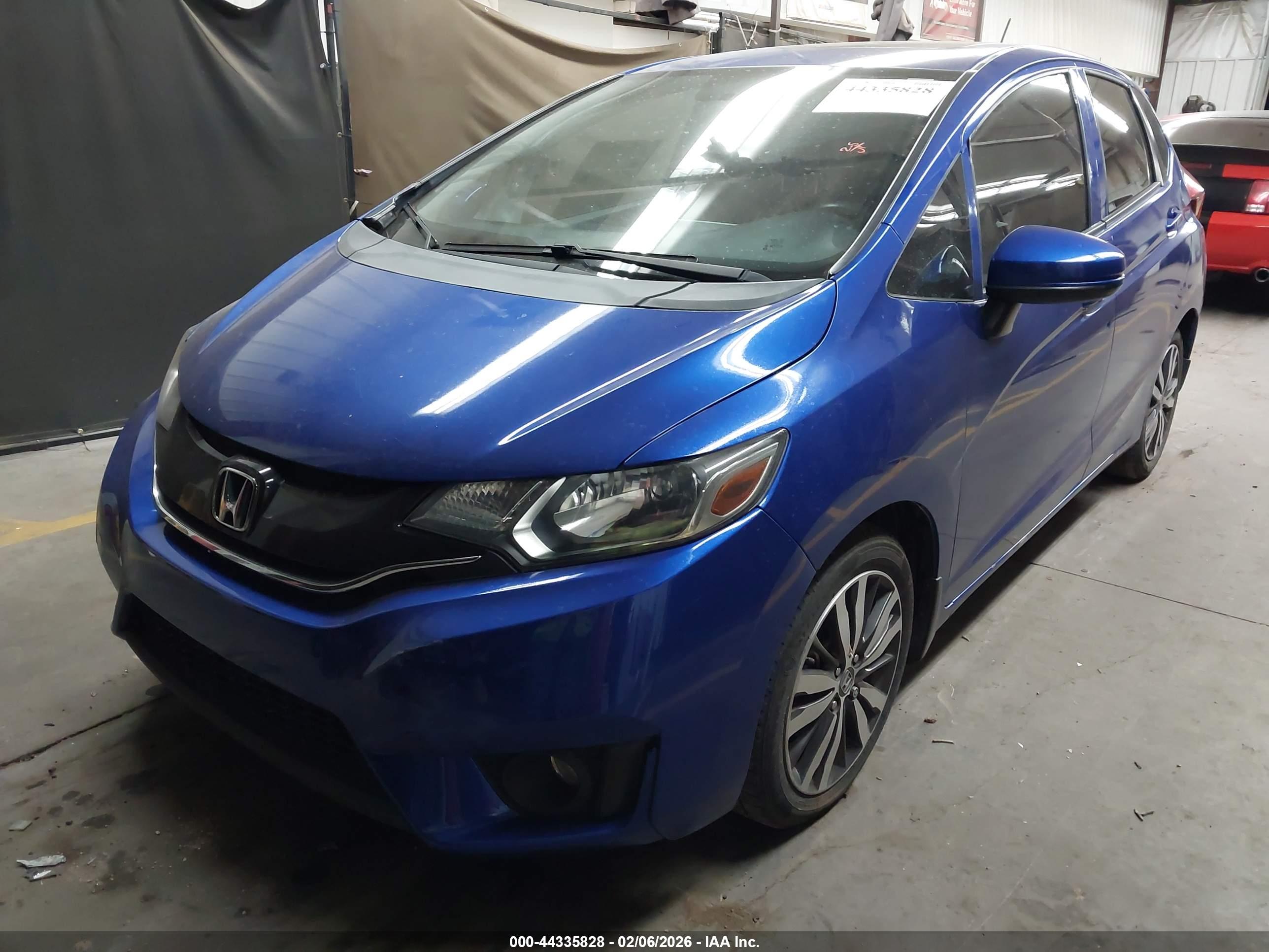 HONDA FIT image 2