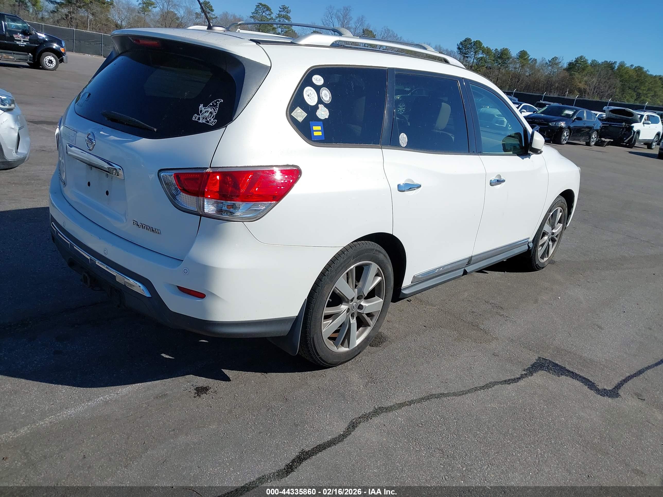 NISSAN PATHFINDER image 4