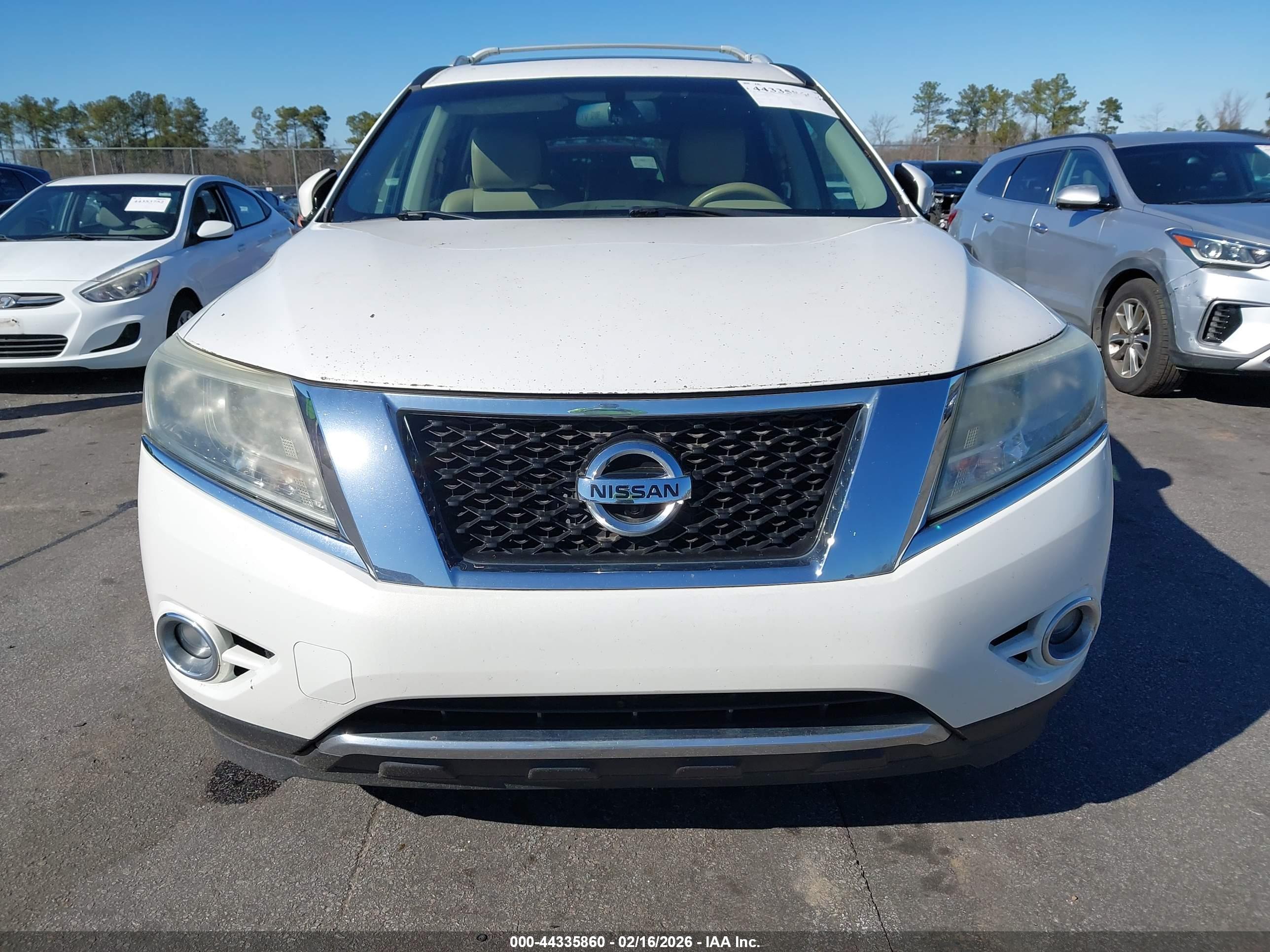 NISSAN PATHFINDER image 6
