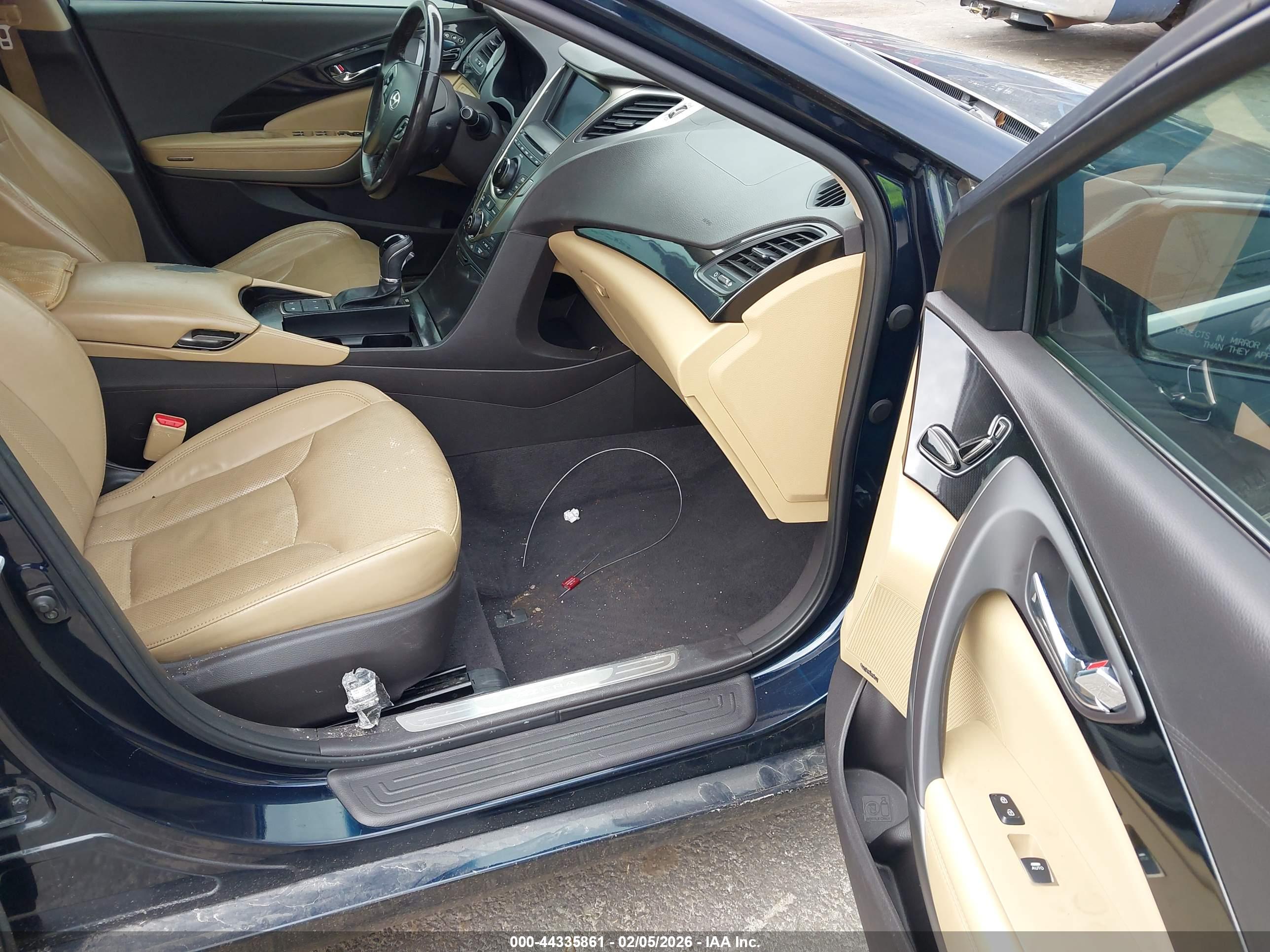 HYUNDAI AZERA image 5