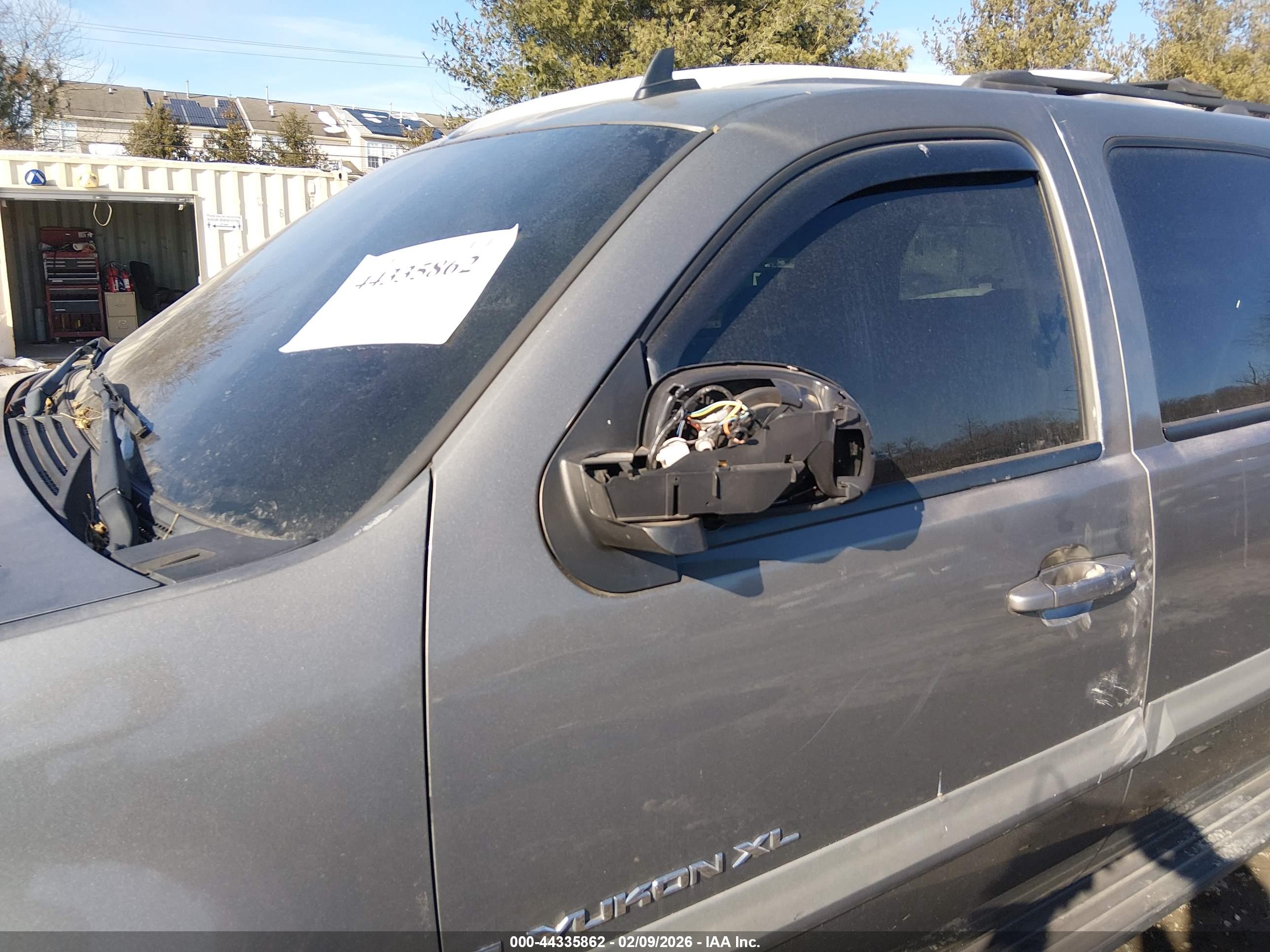 GMC YUKON image 6
