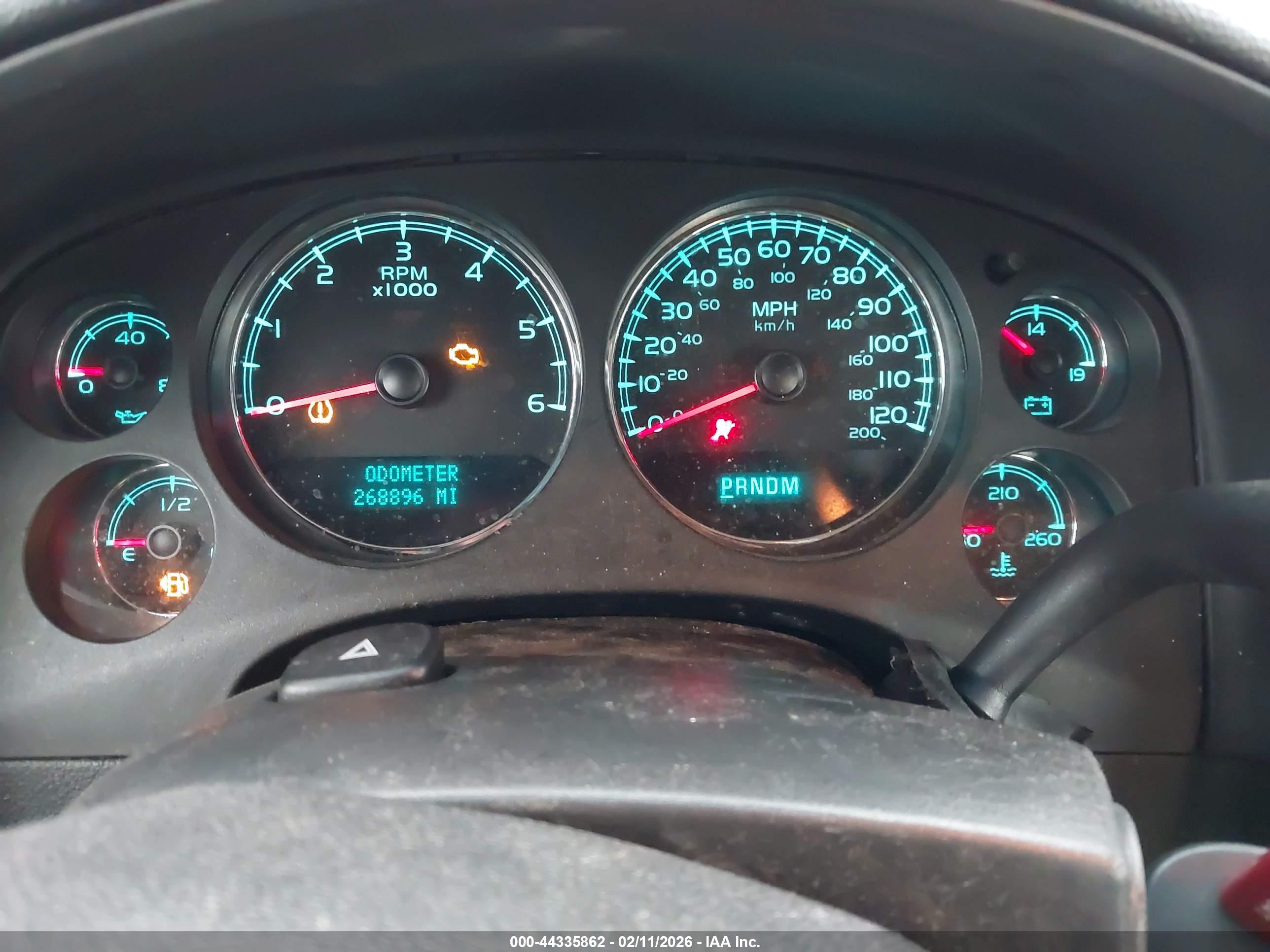GMC YUKON image 7