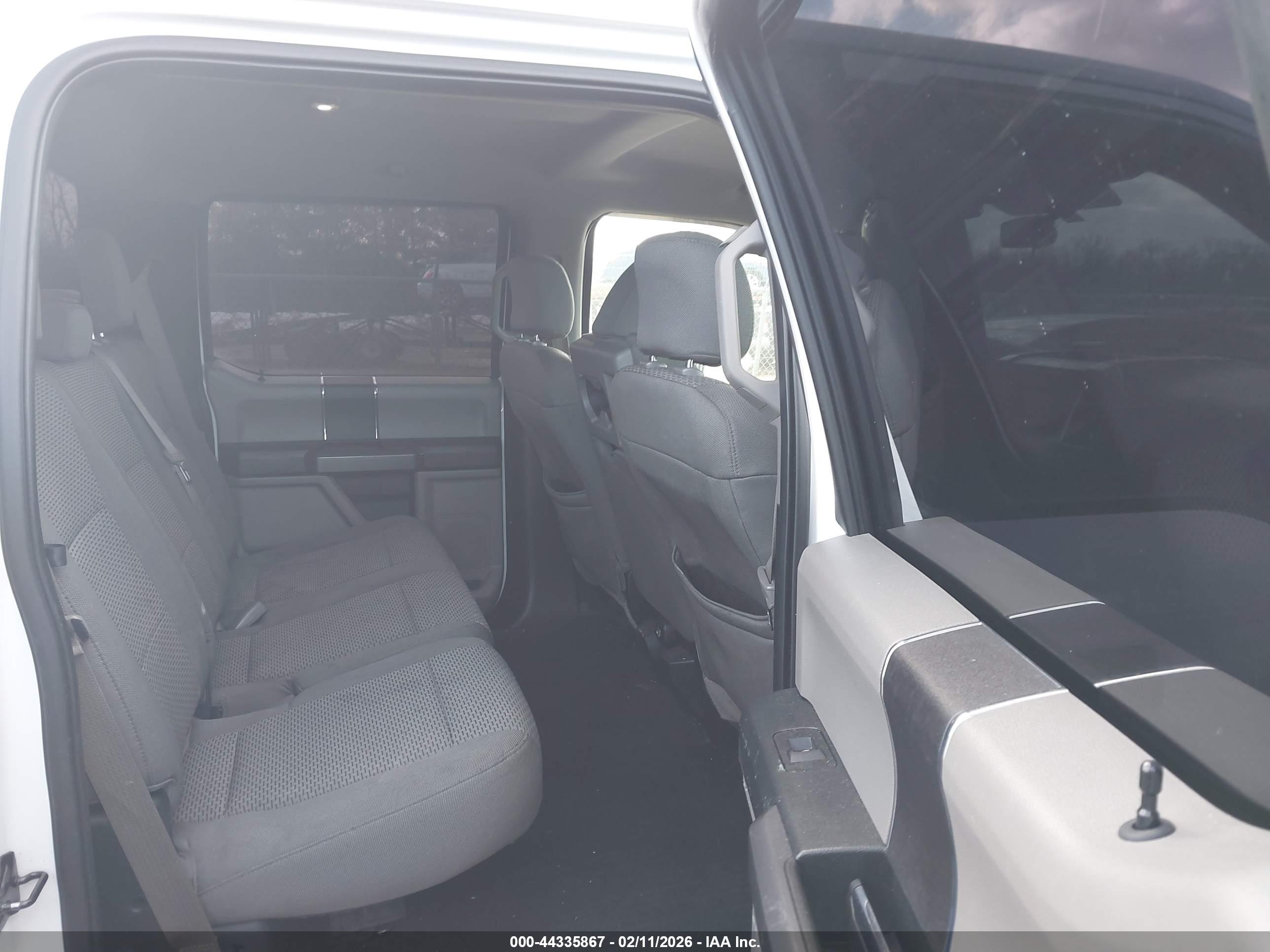 FORD F-150 image 8