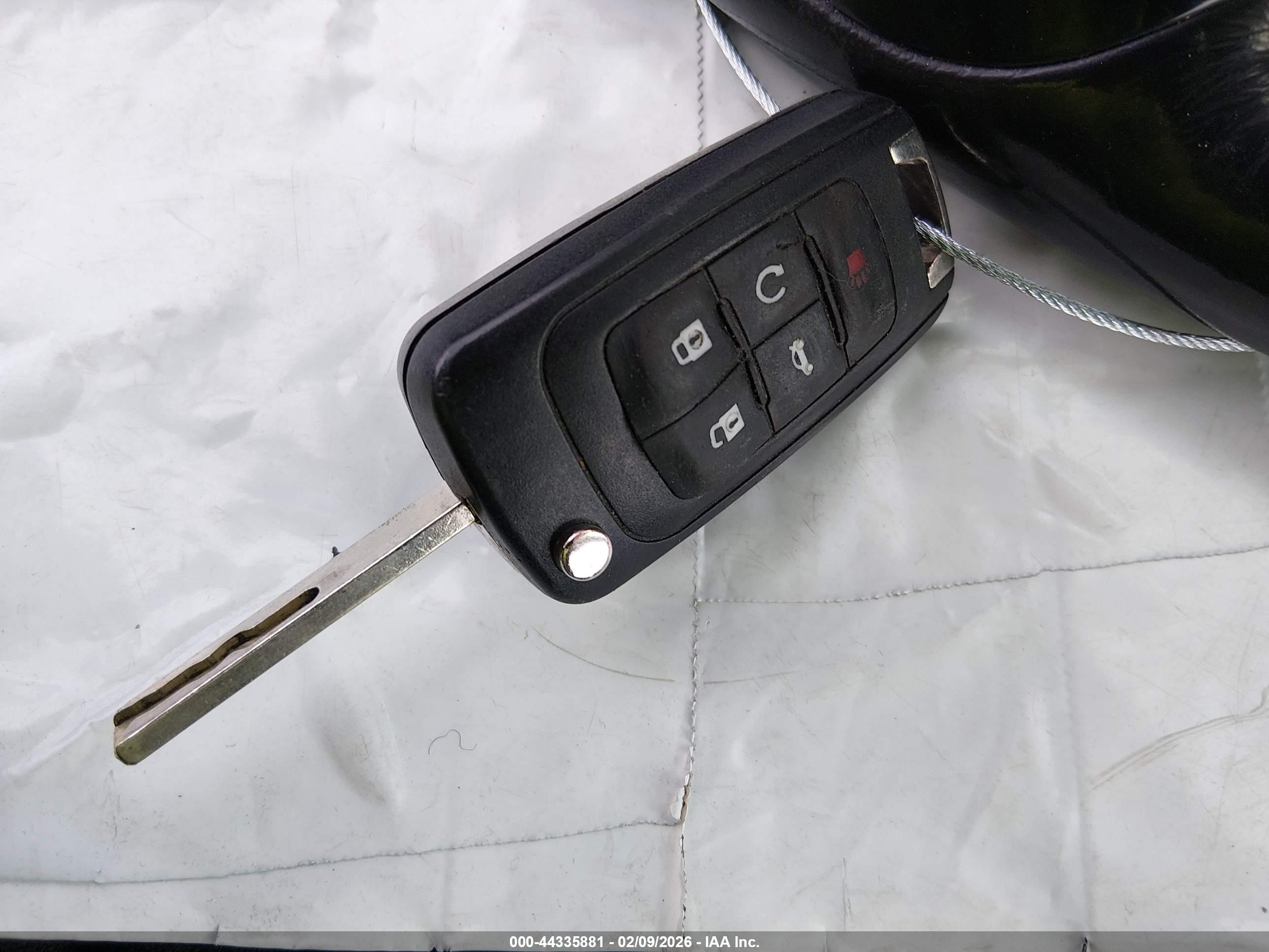 CHEVROLET EQUINOX image 11