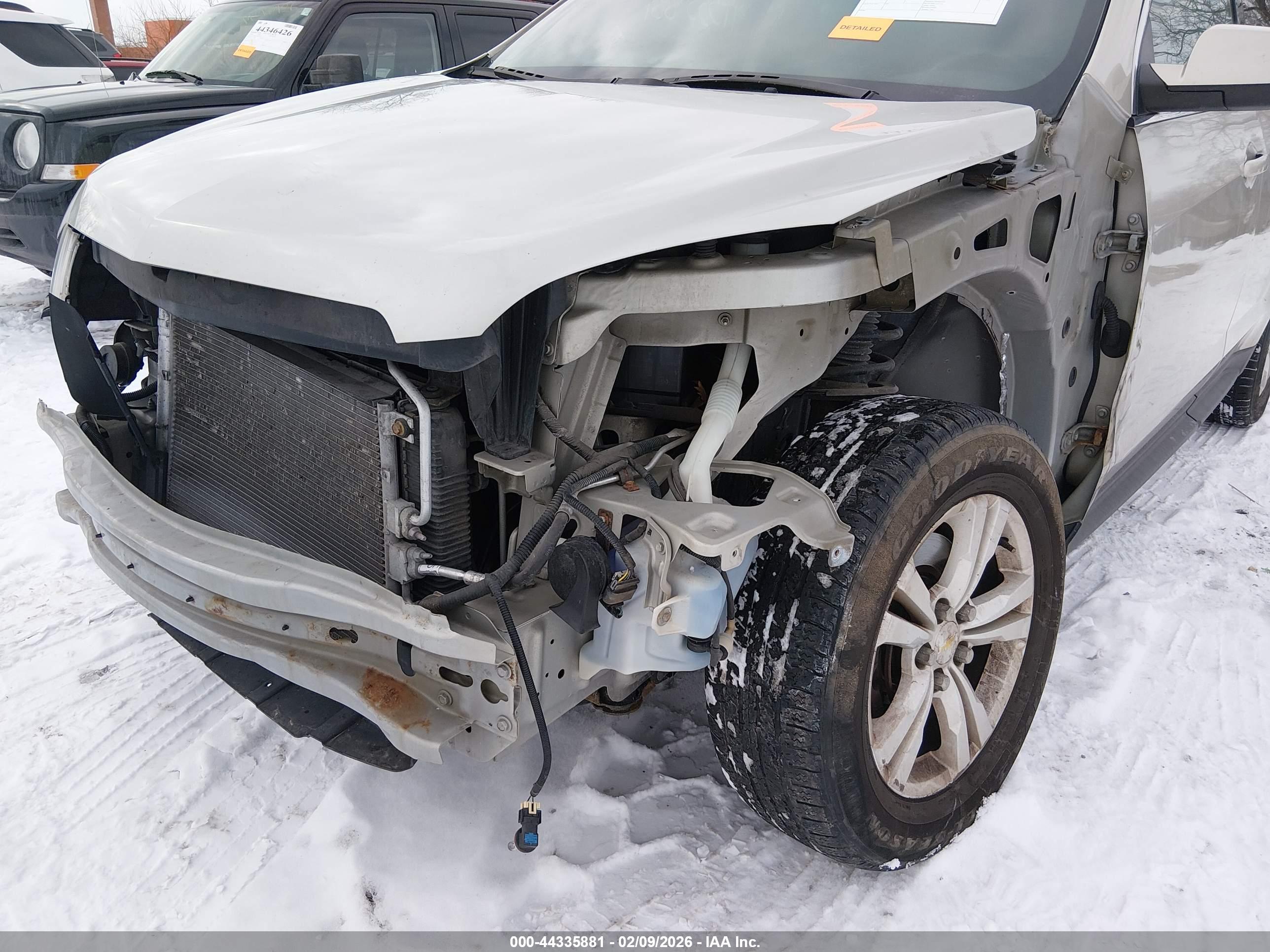 CHEVROLET EQUINOX image 6