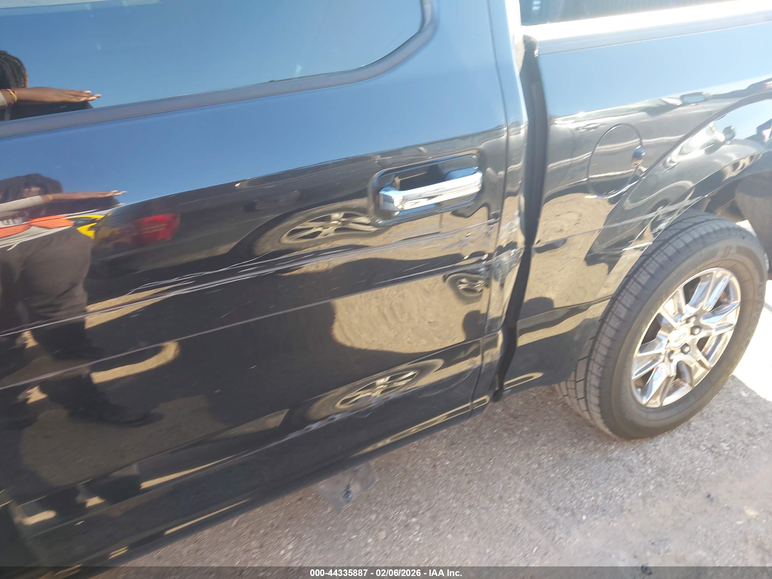 FORD F-150 image 6