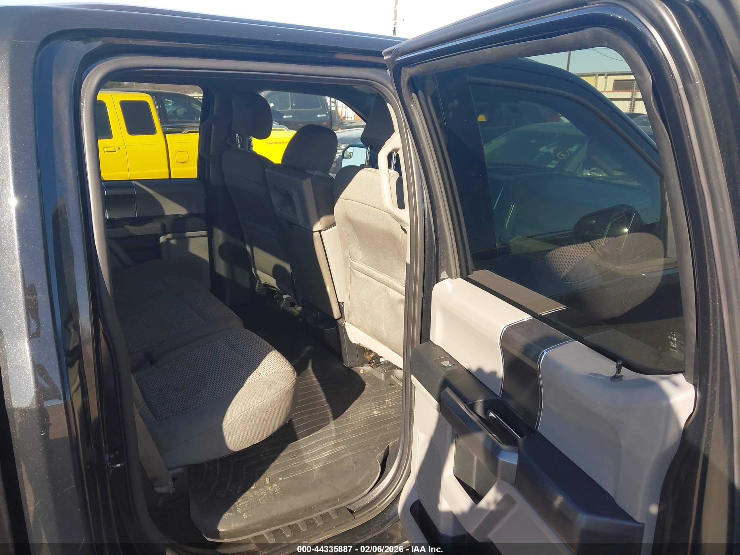 FORD F-150 image 8