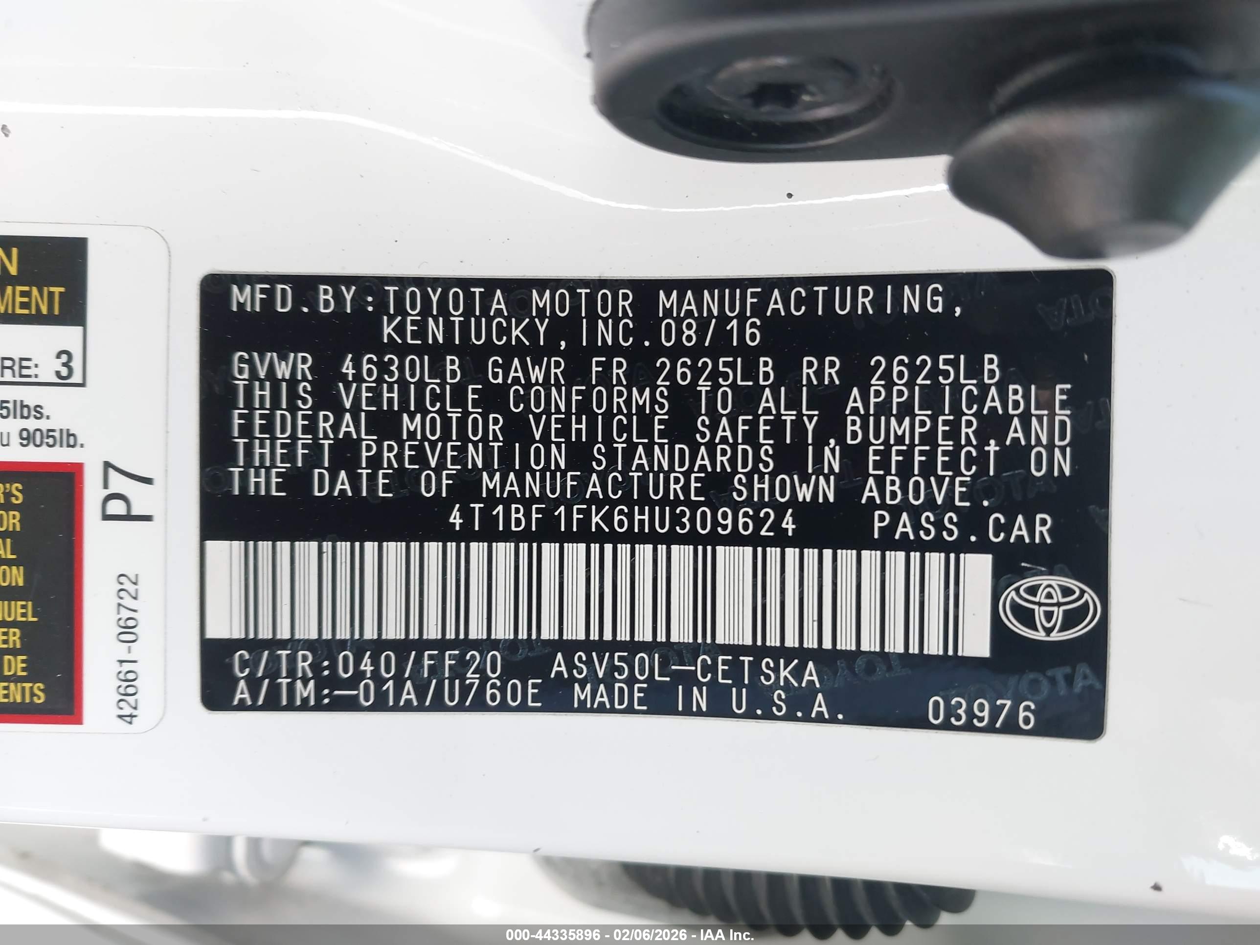 TOYOTA CAMRY image 9