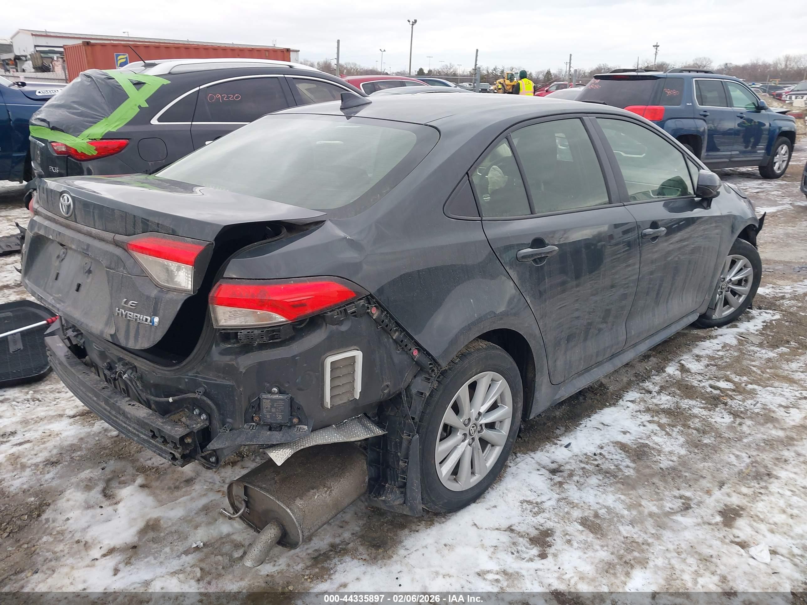 TOYOTA COROLLA image 4