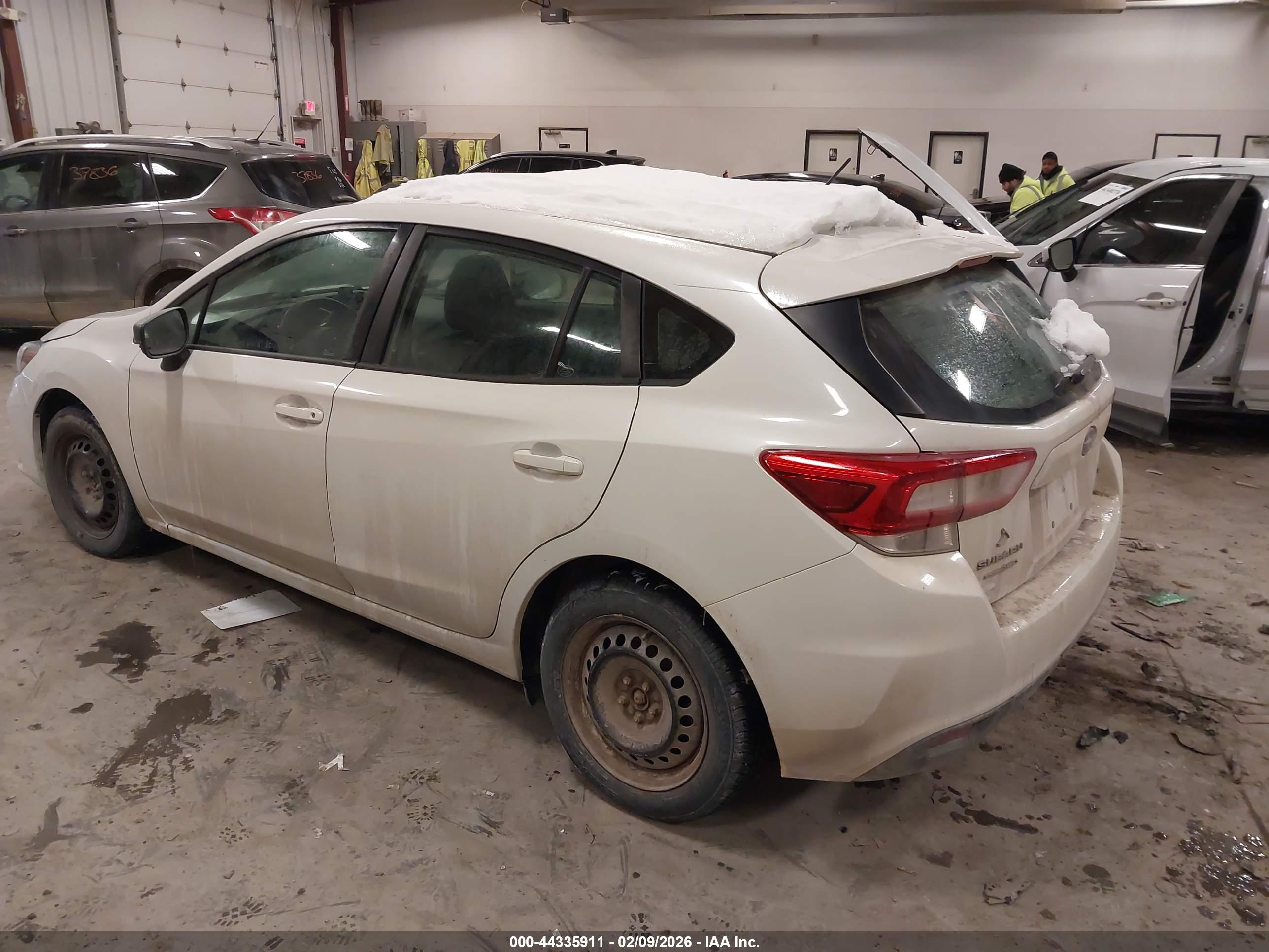 SUBARU IMPREZA image 3