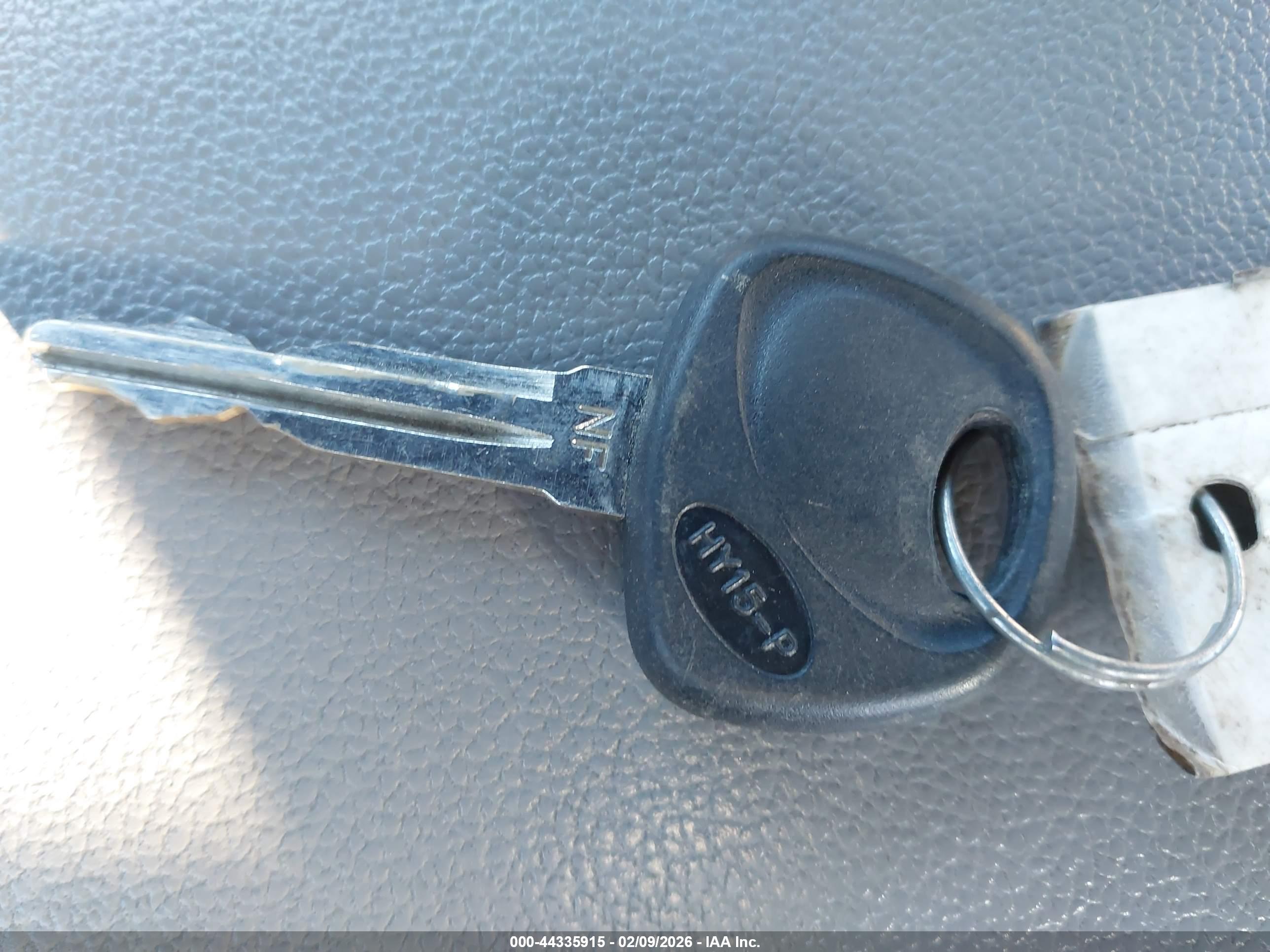 HYUNDAI ELANTRA image 11