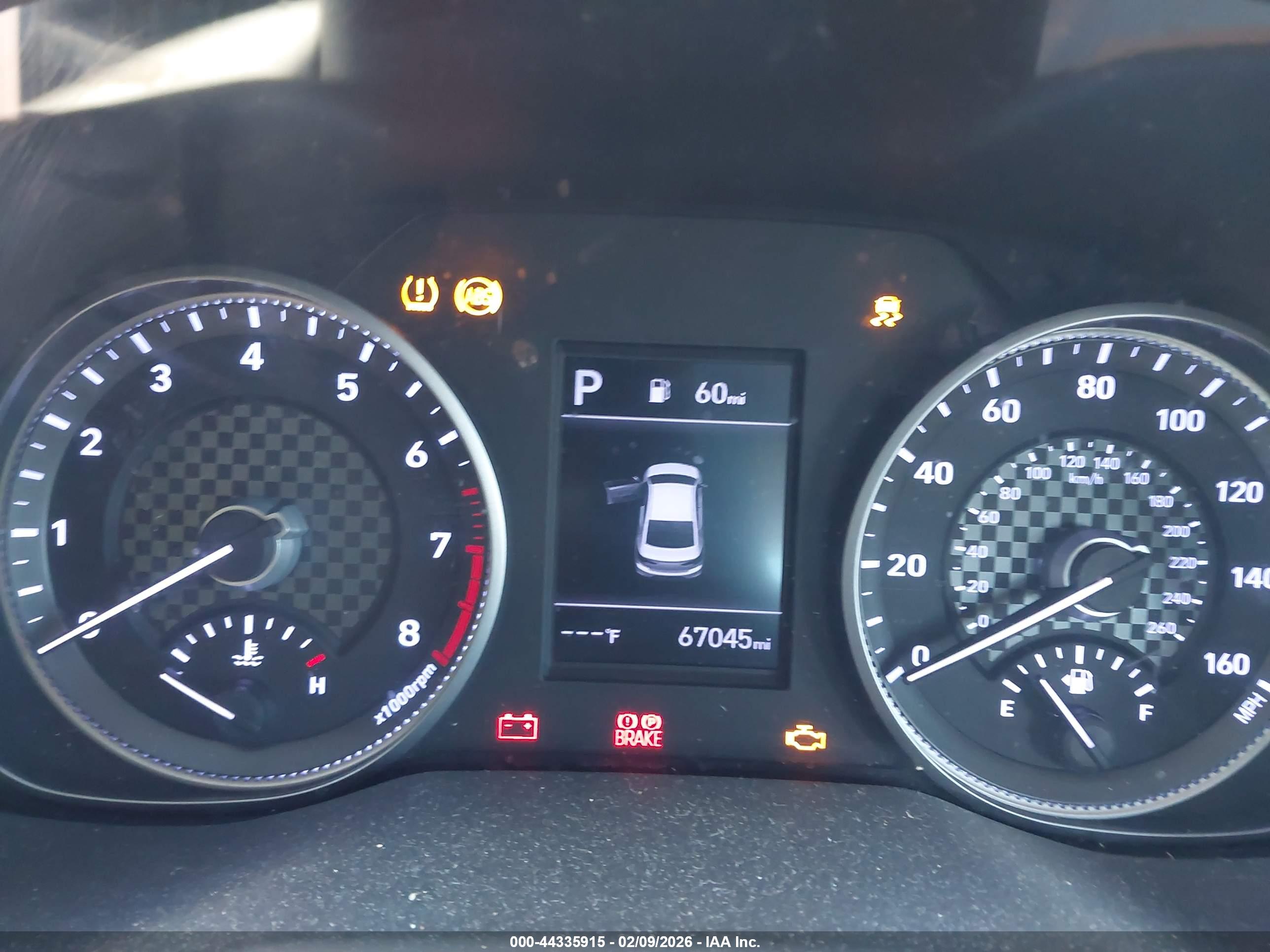 HYUNDAI ELANTRA image 7