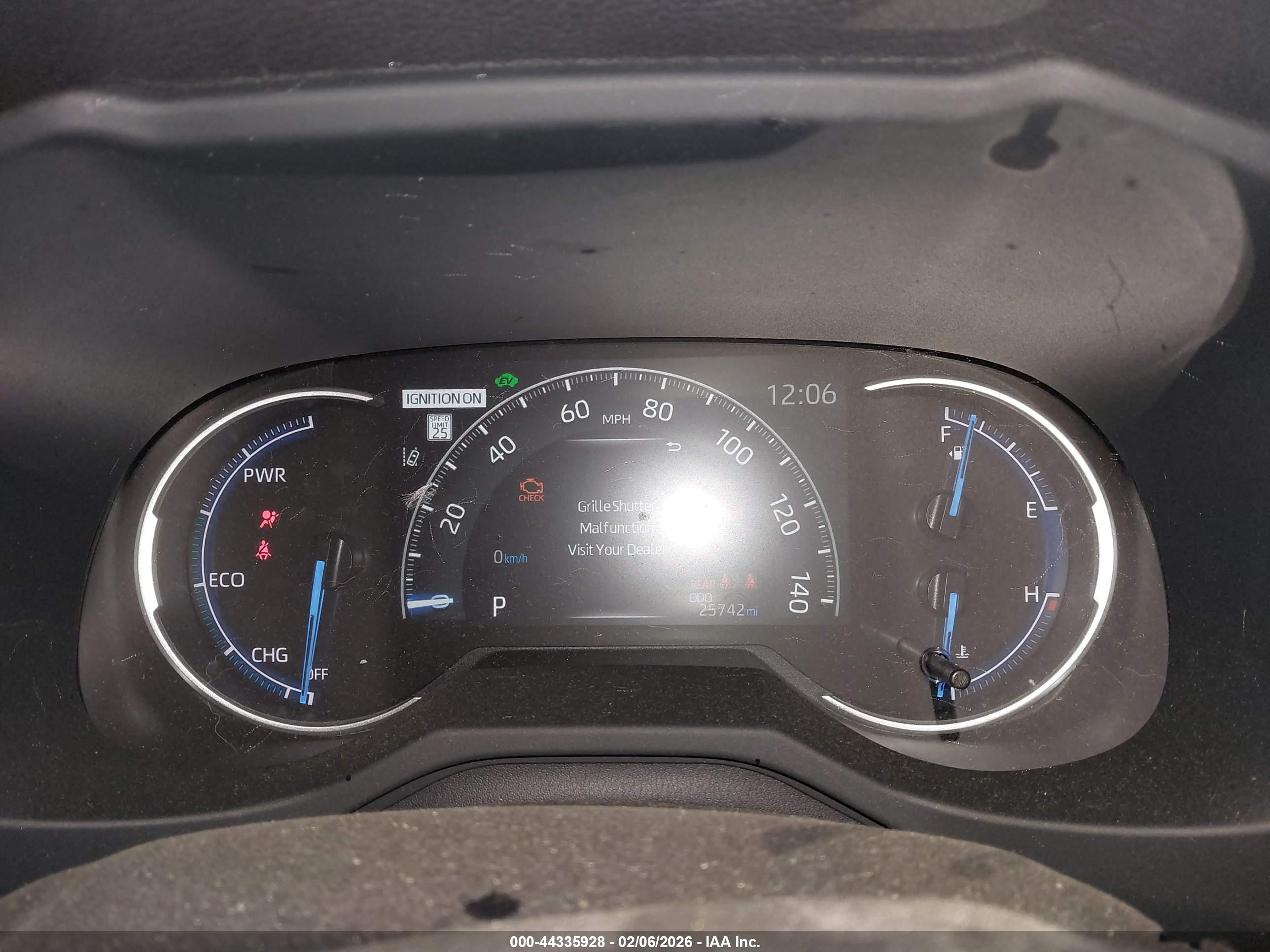 TOYOTA RAV4 image 7