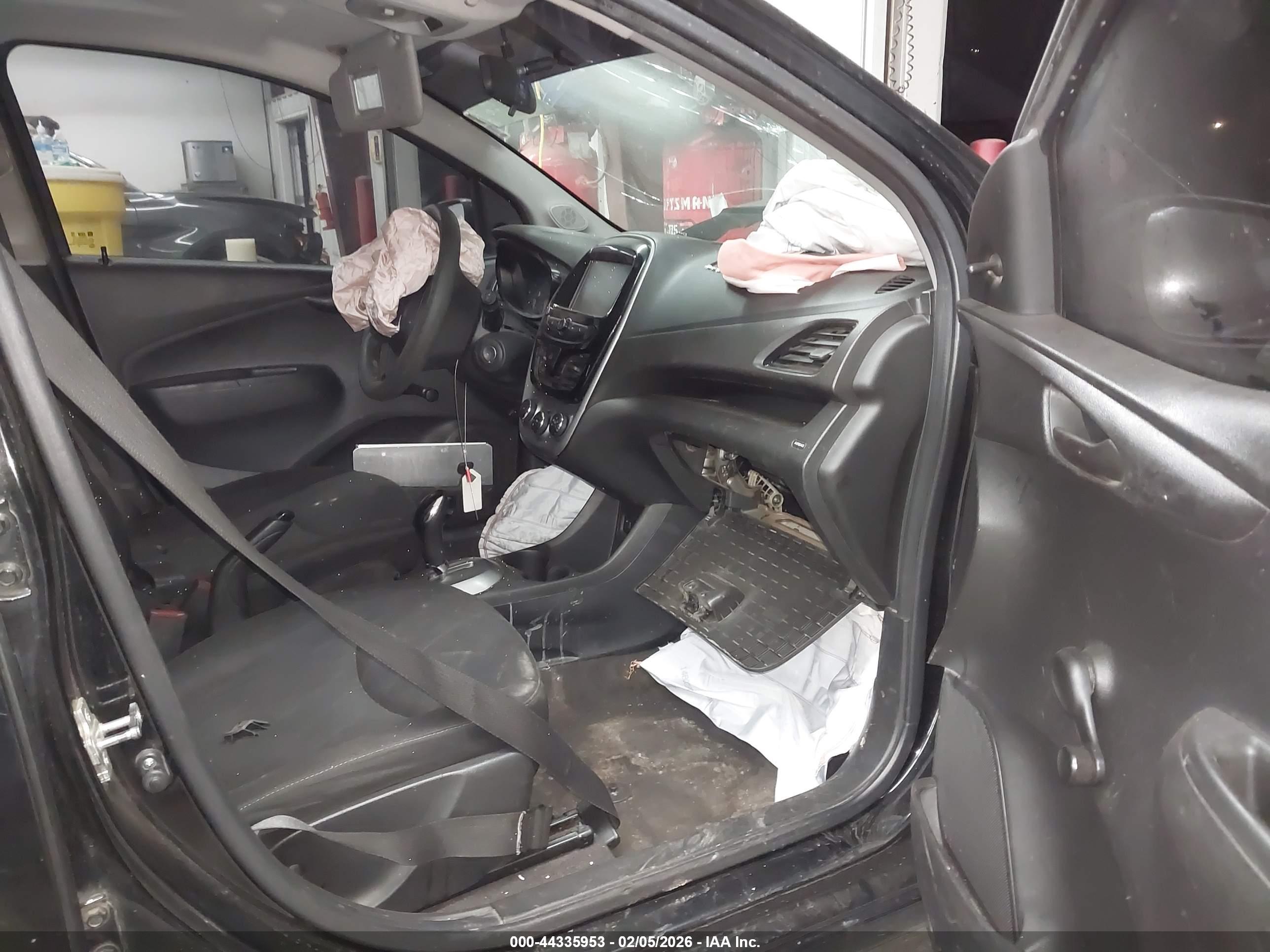 CHEVROLET SPARK image 5