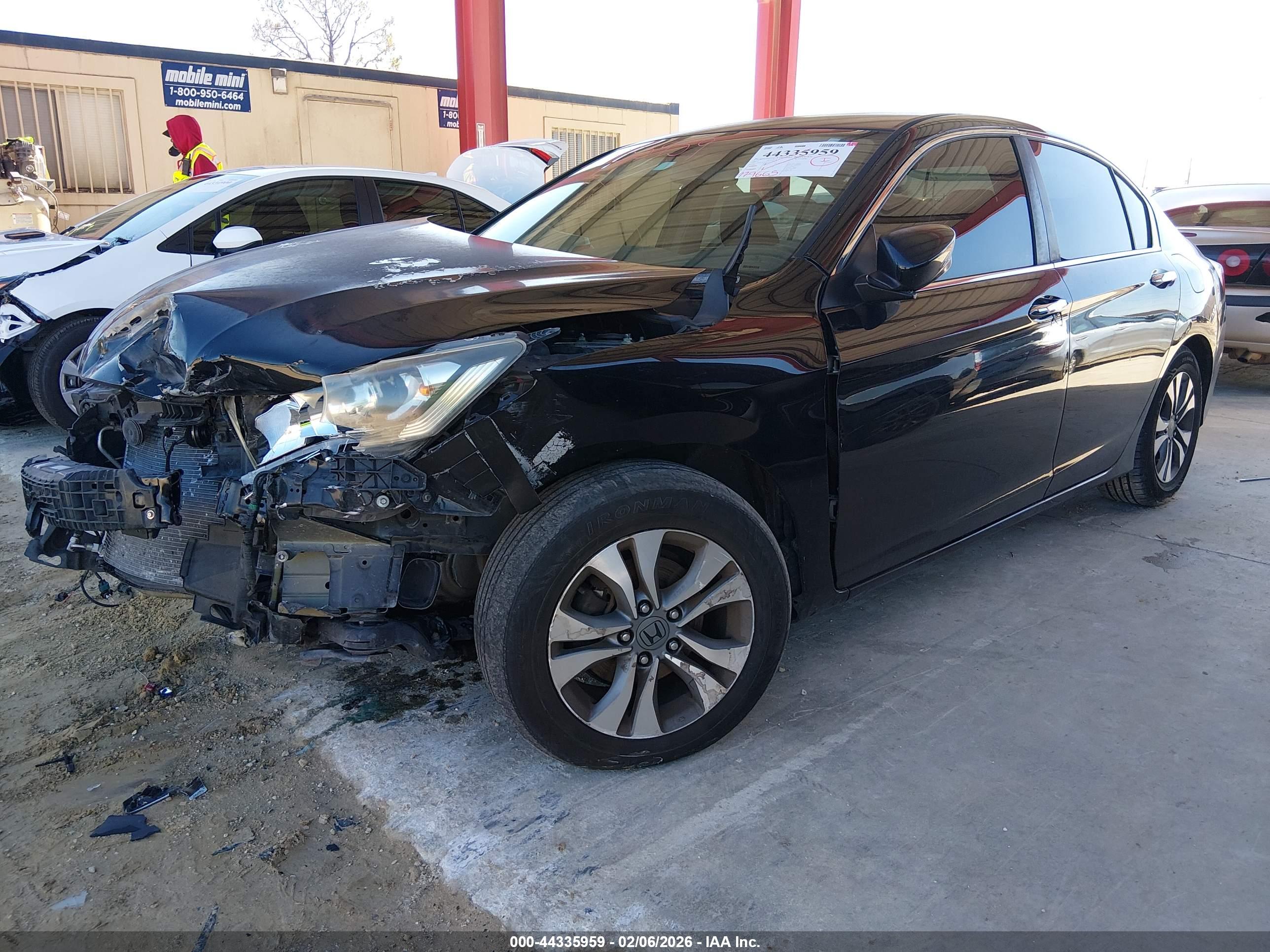 HONDA ACCORD image 2