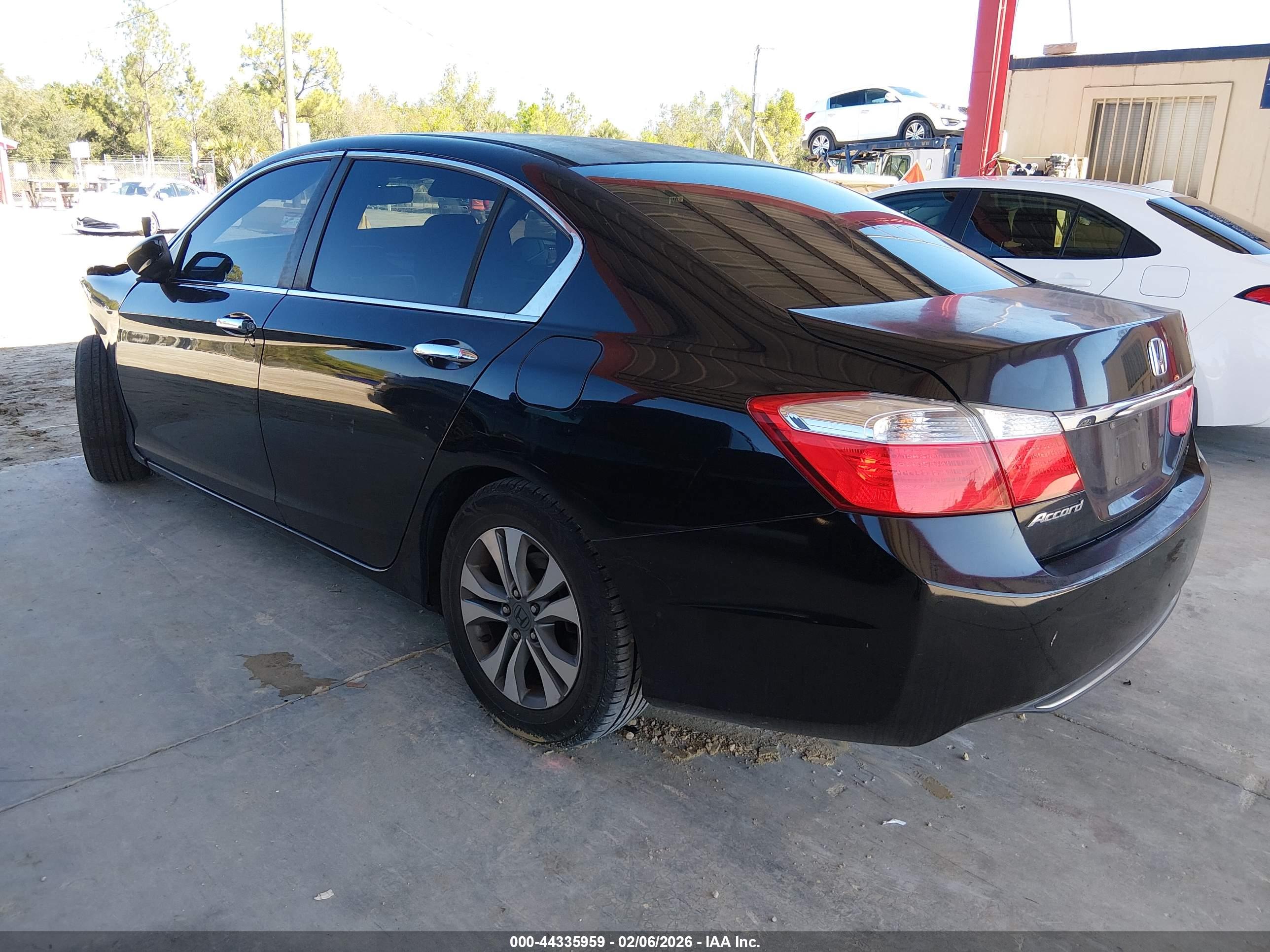 HONDA ACCORD image 3
