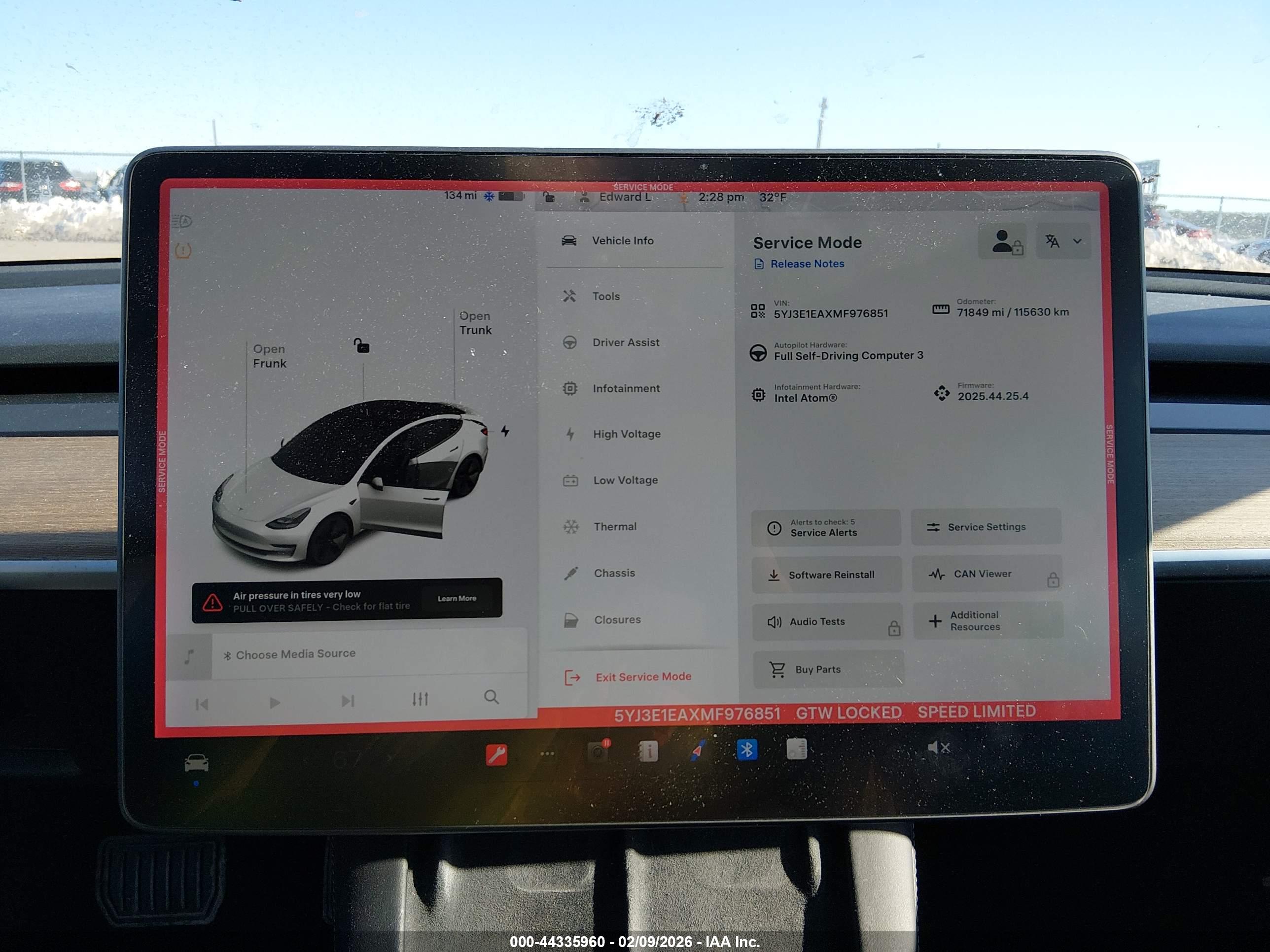 TESLA MODEL image 7