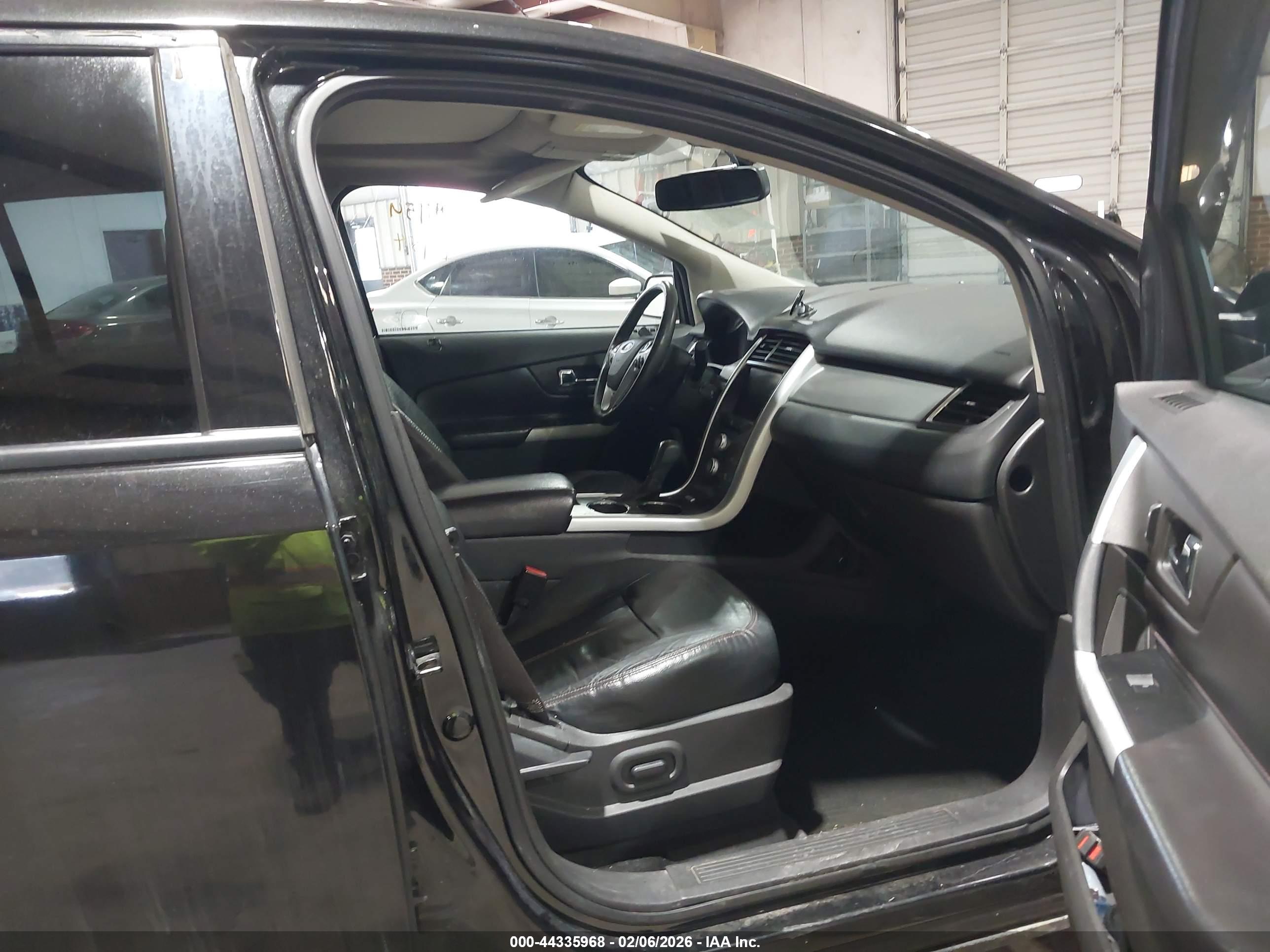 FORD EDGE image 5