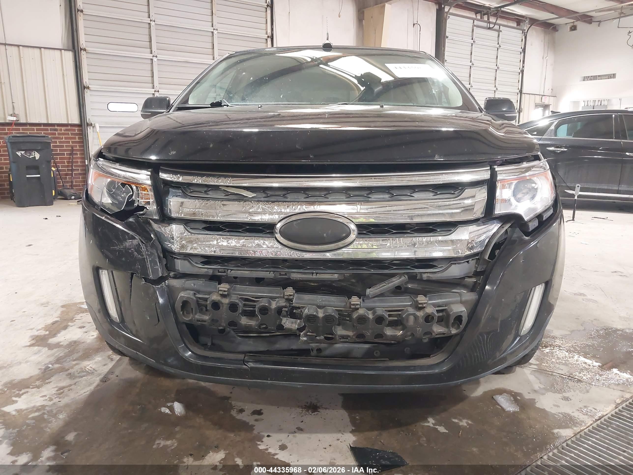 FORD EDGE image 6
