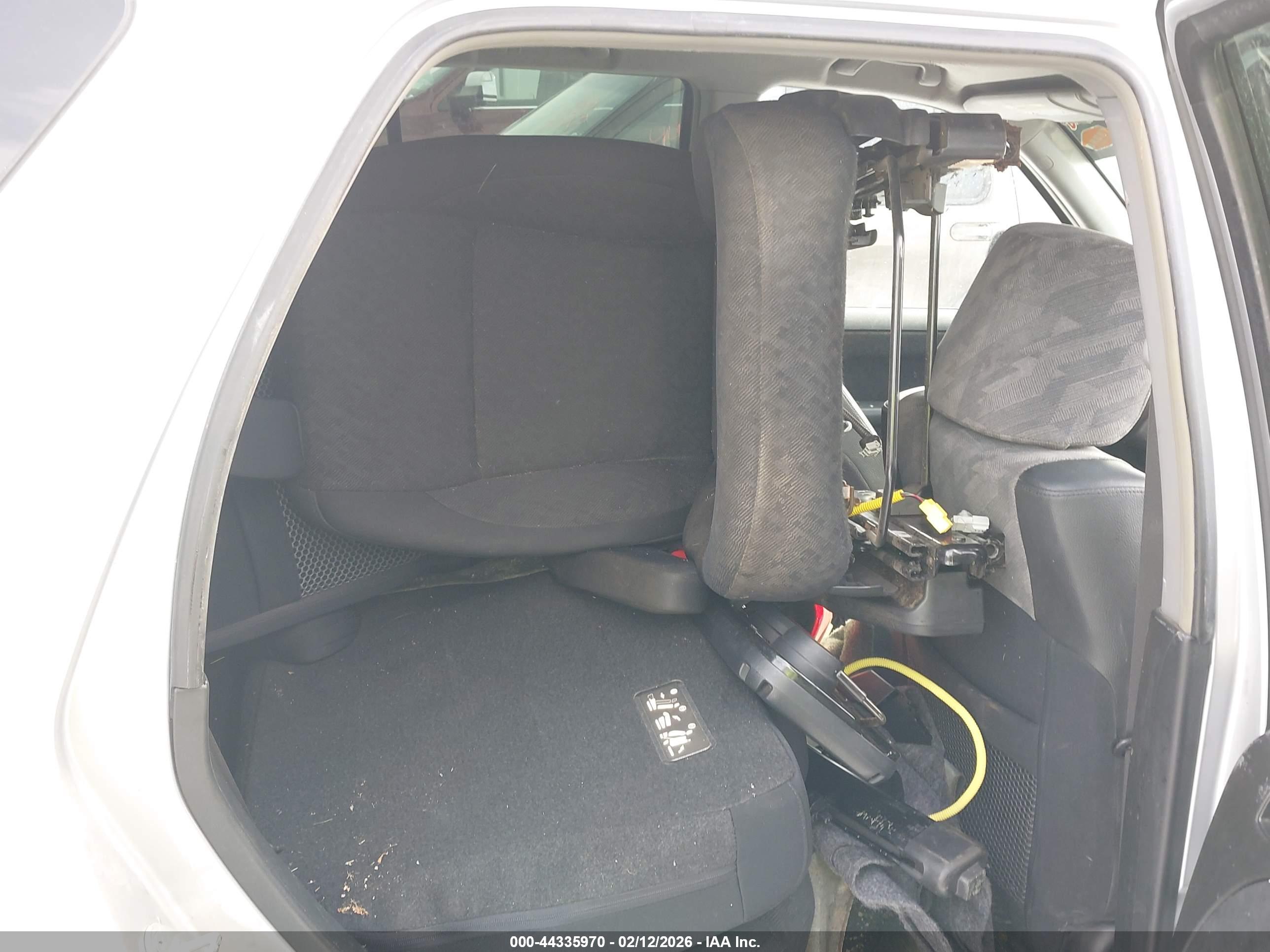 HONDA CR-V image 8