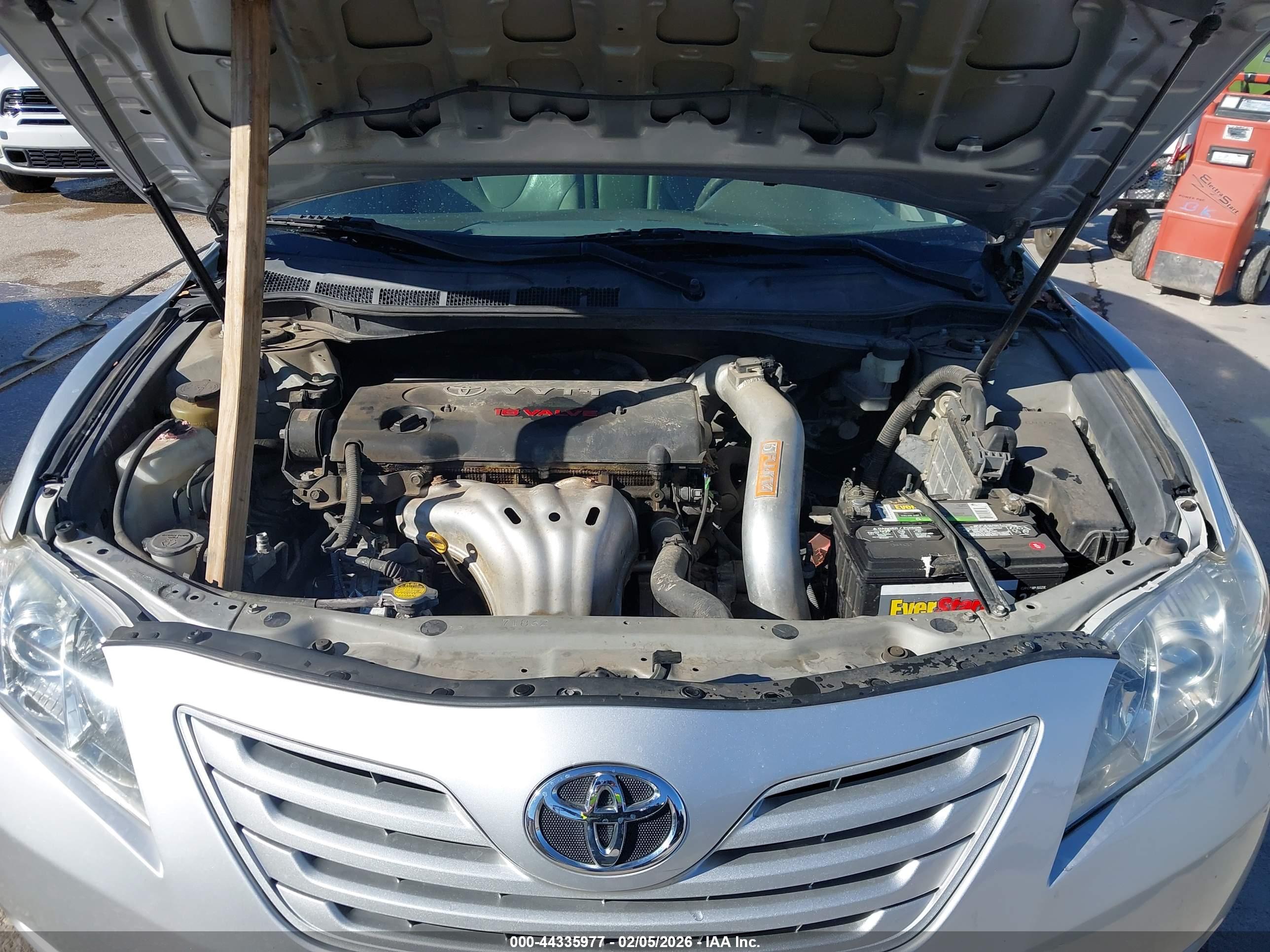 TOYOTA CAMRY image 10