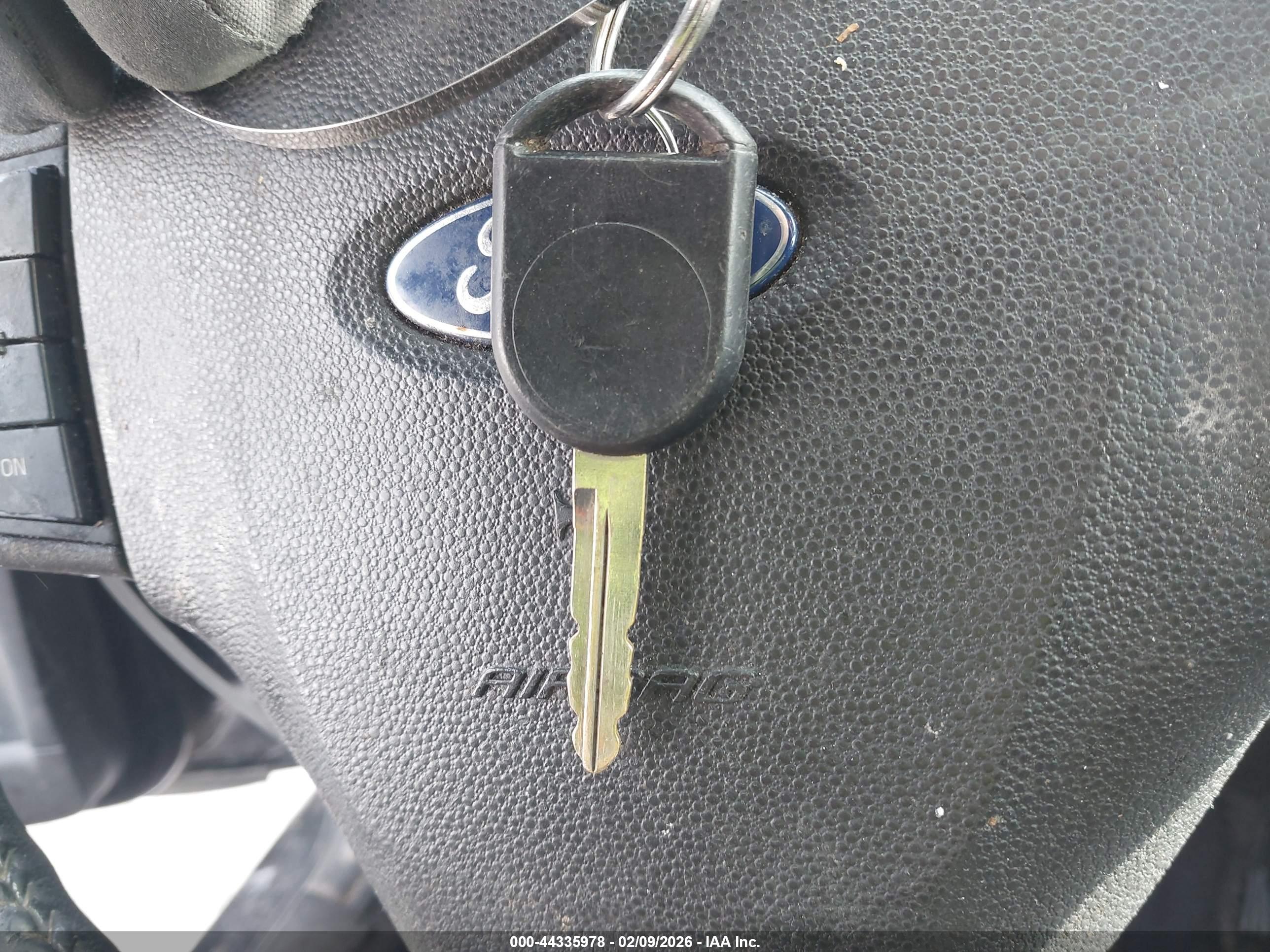 FORD FOCUS image 11