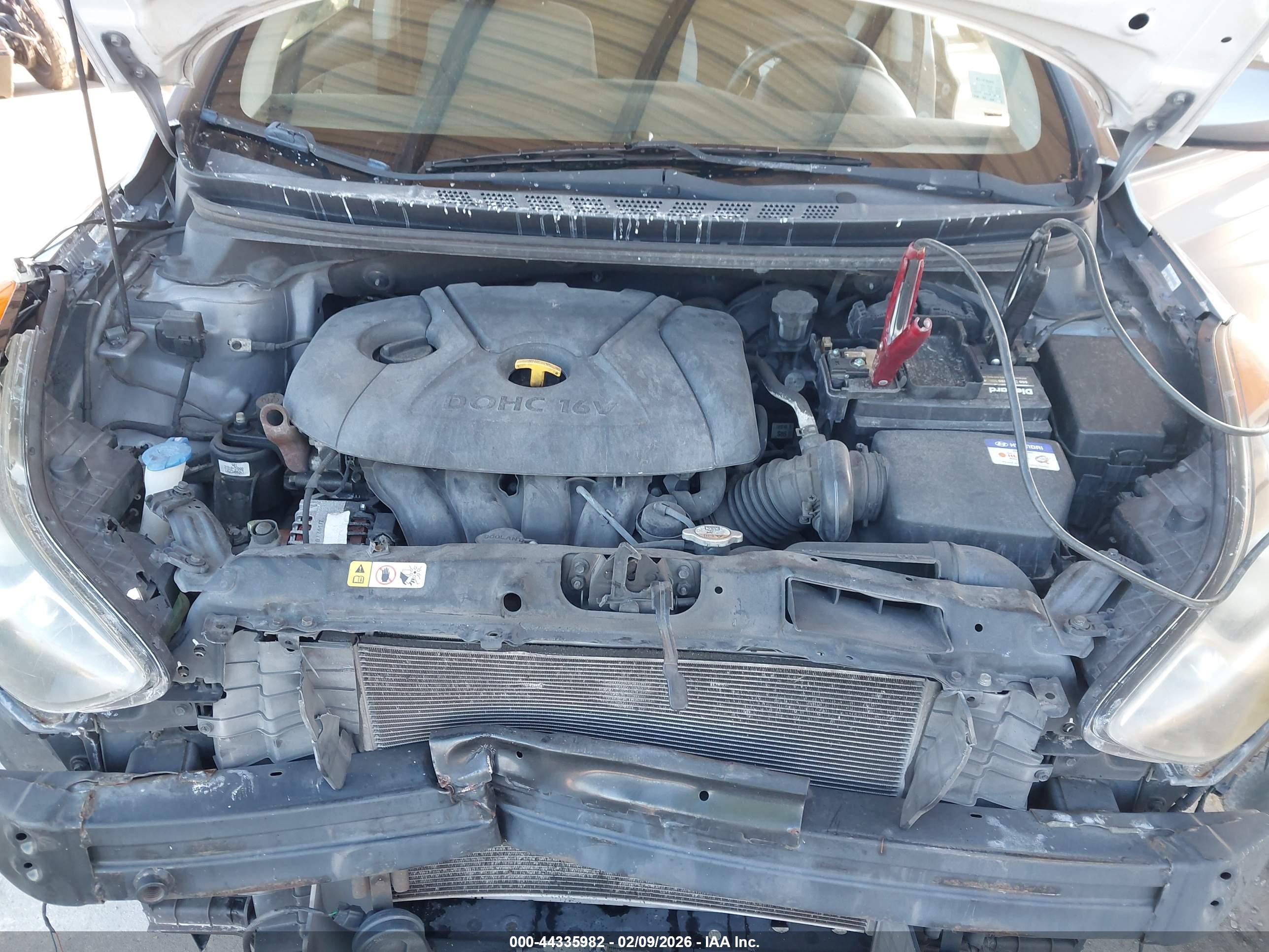 HYUNDAI ELANTRA image 10