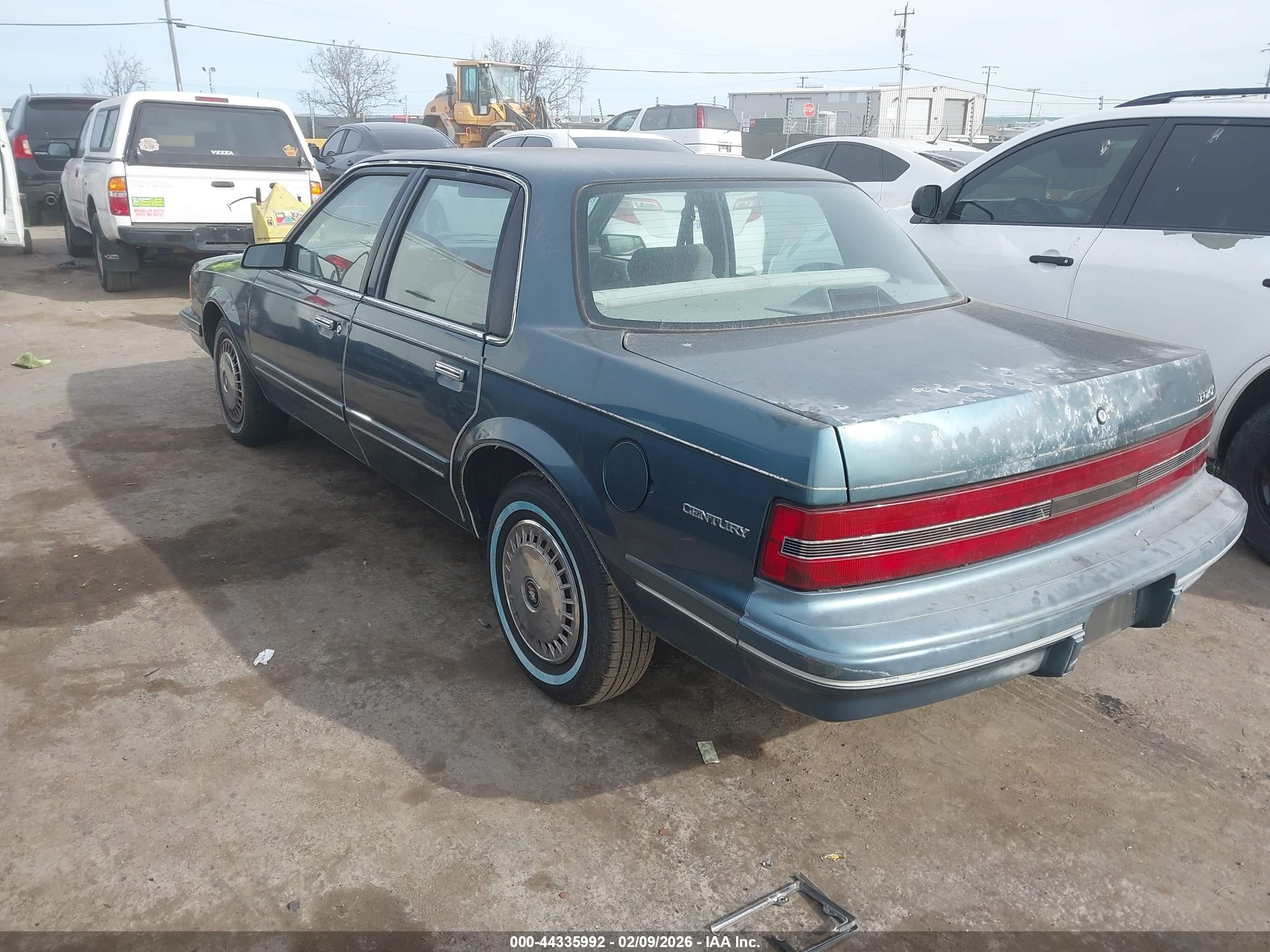BUICK CENTURY image 3