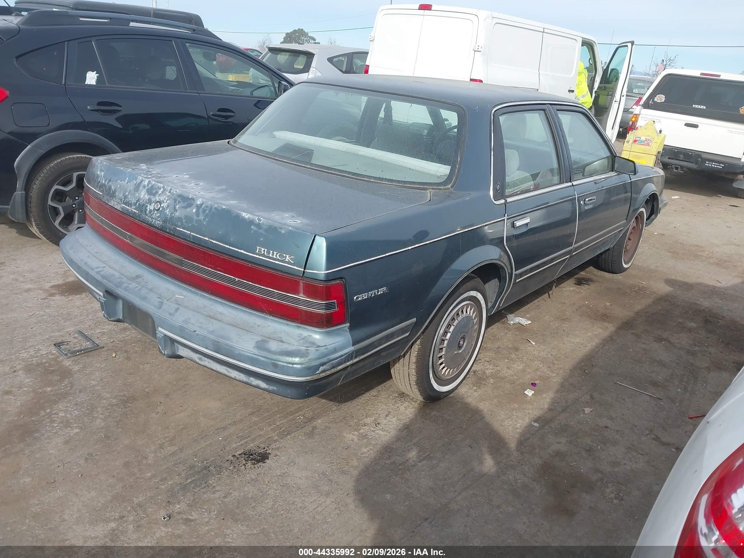 BUICK CENTURY image 4