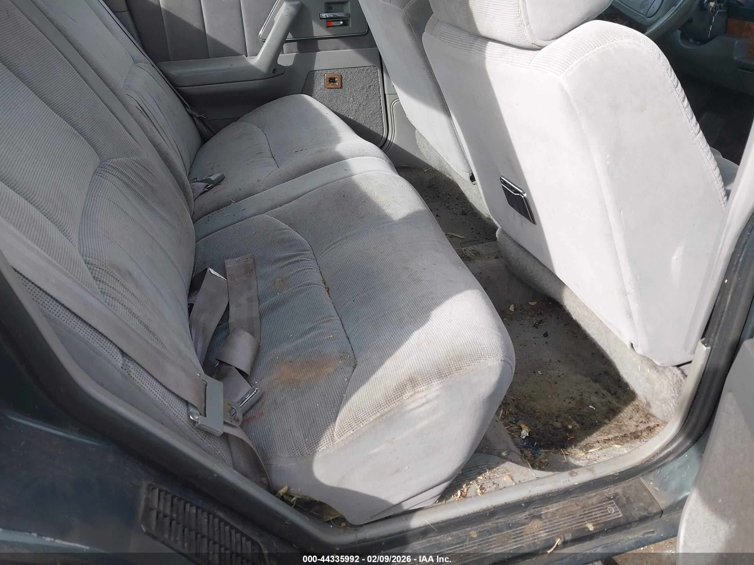 BUICK CENTURY image 8