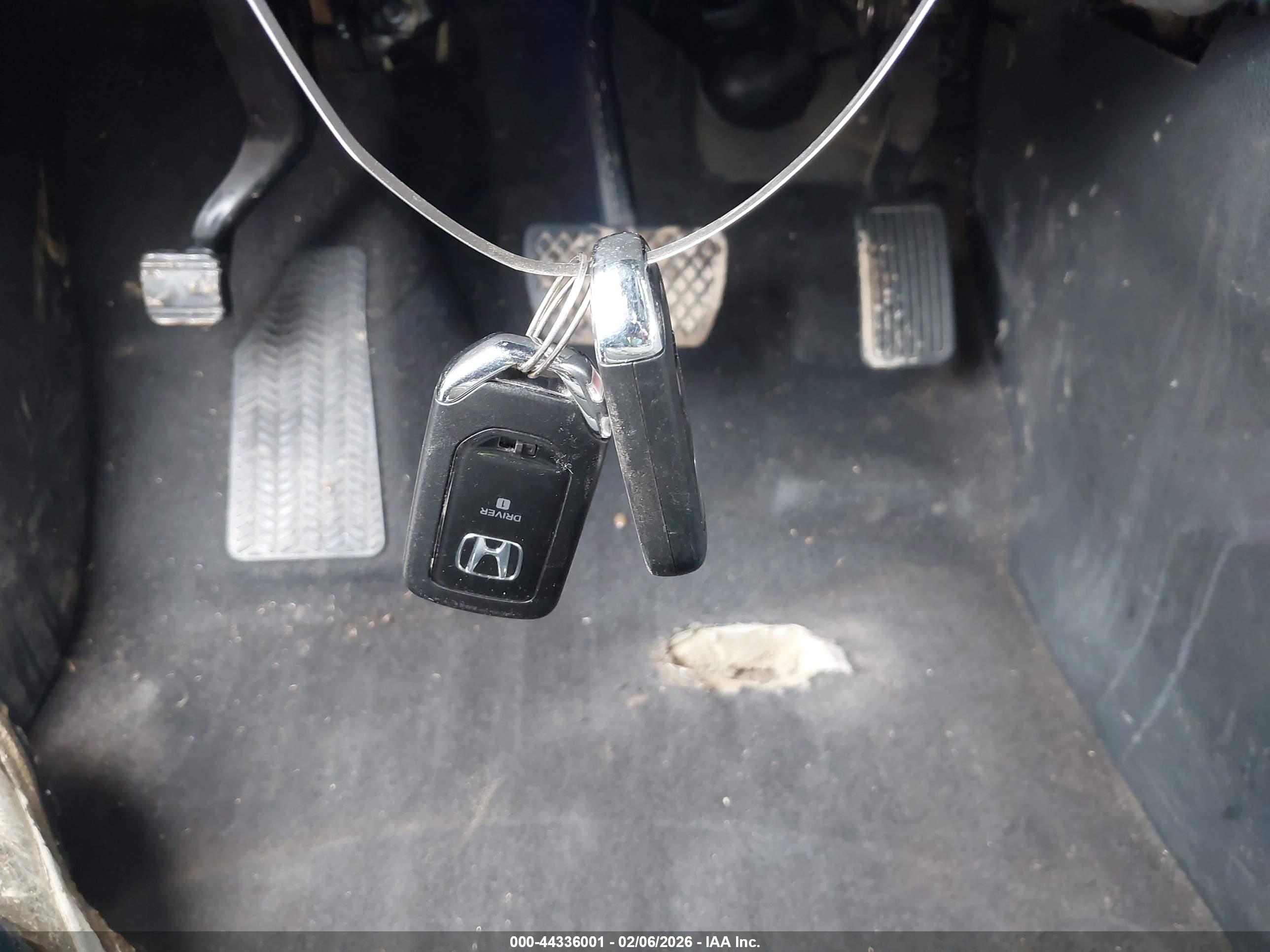 HONDA PILOT image 11