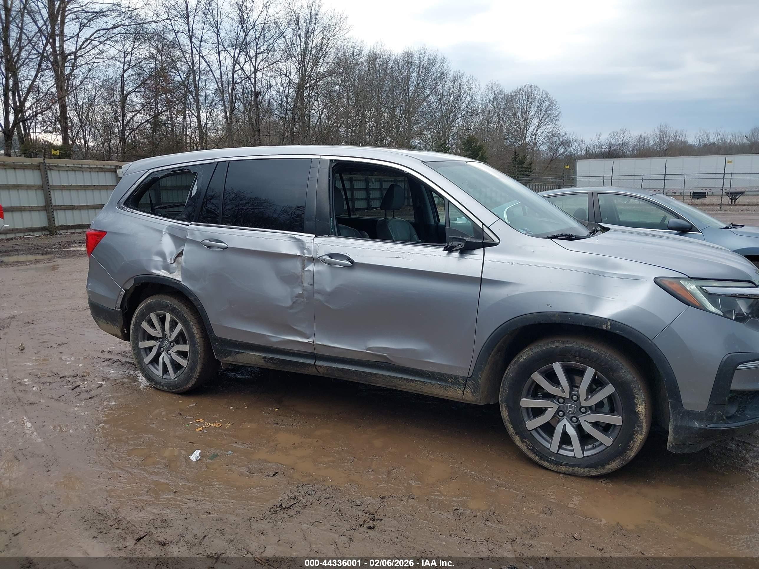 HONDA PILOT image 6