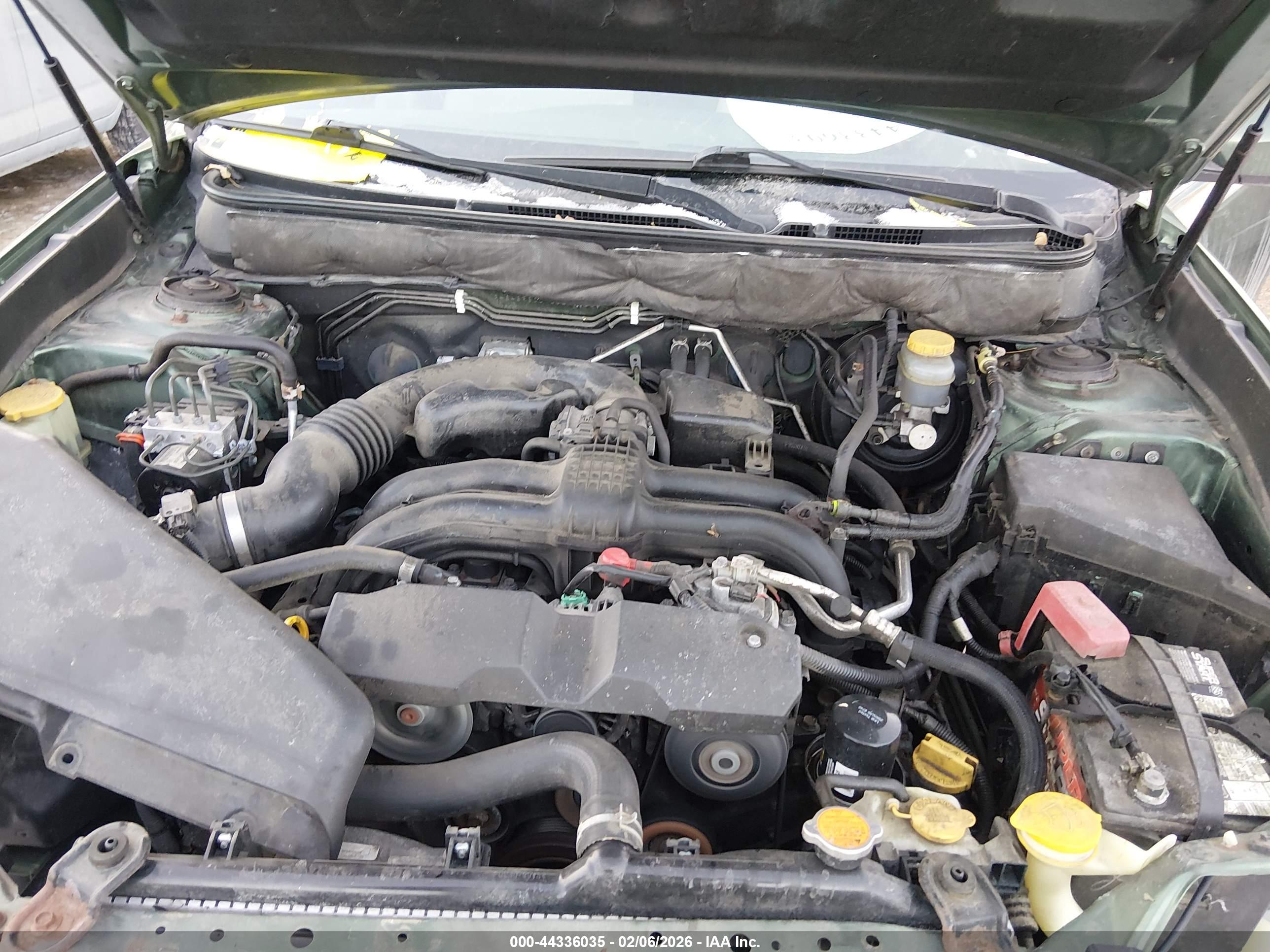 SUBARU OUTBACK image 10