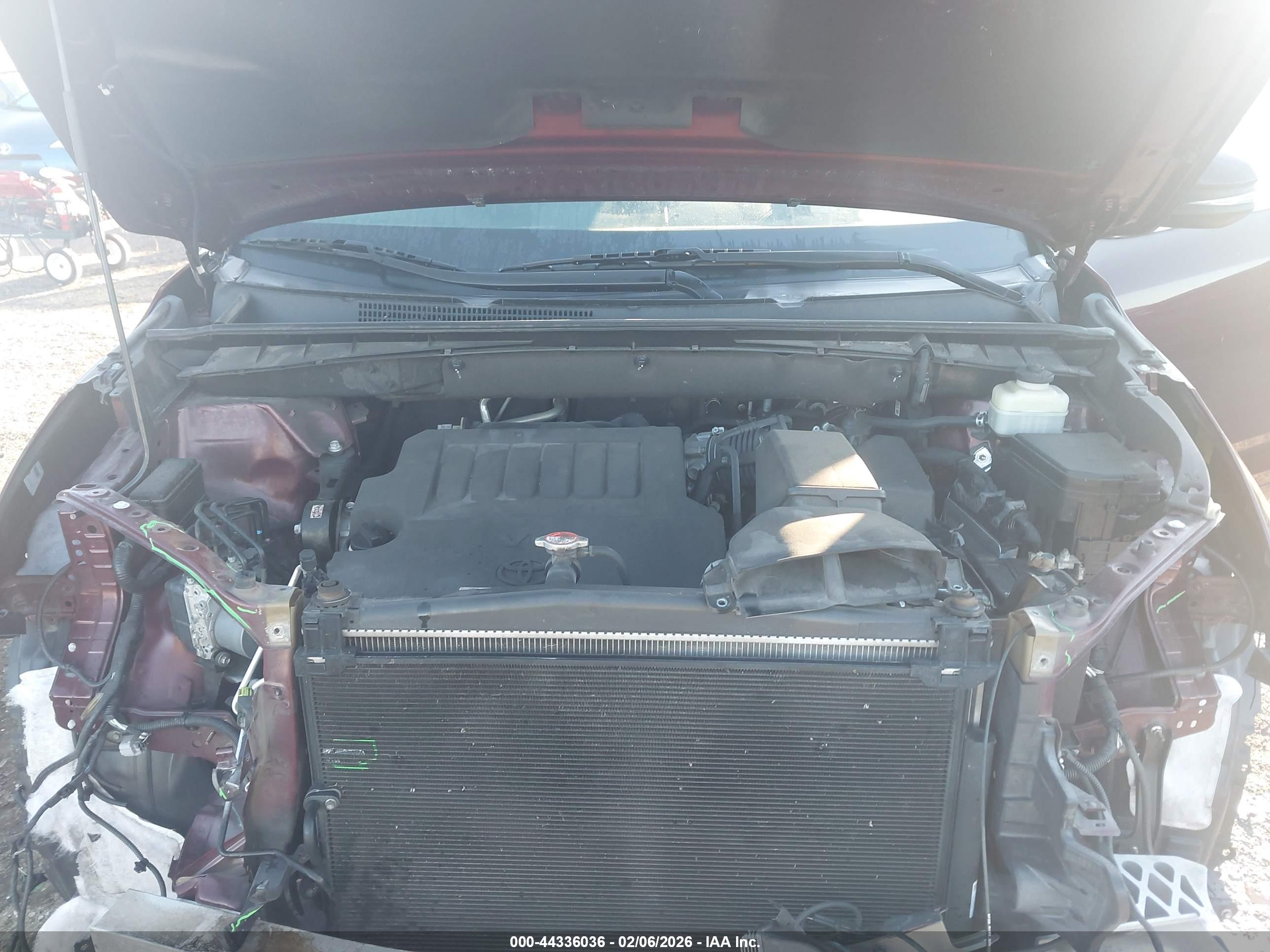 TOYOTA HIGHLANDER image 10