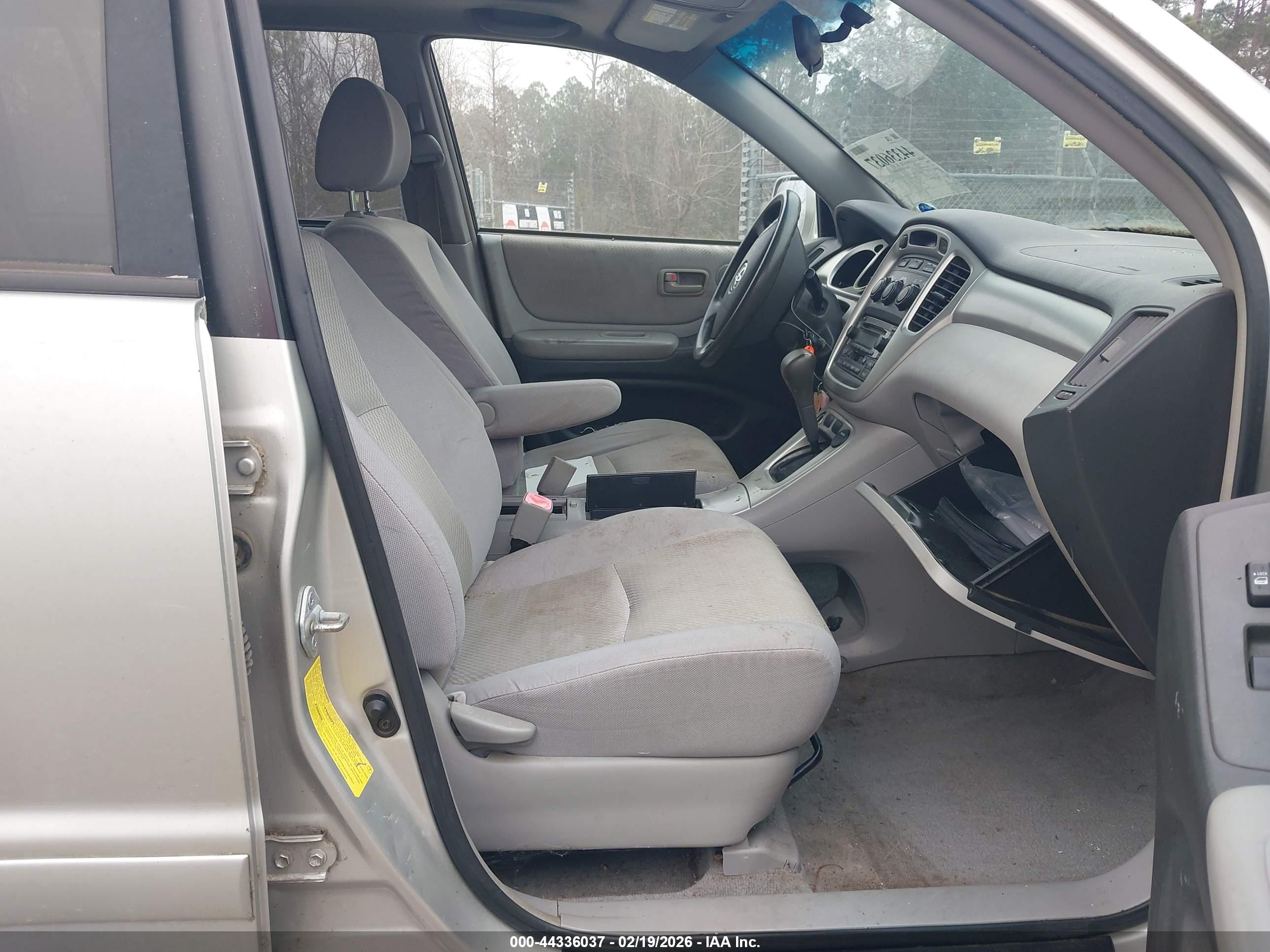 TOYOTA HIGHLANDER image 5