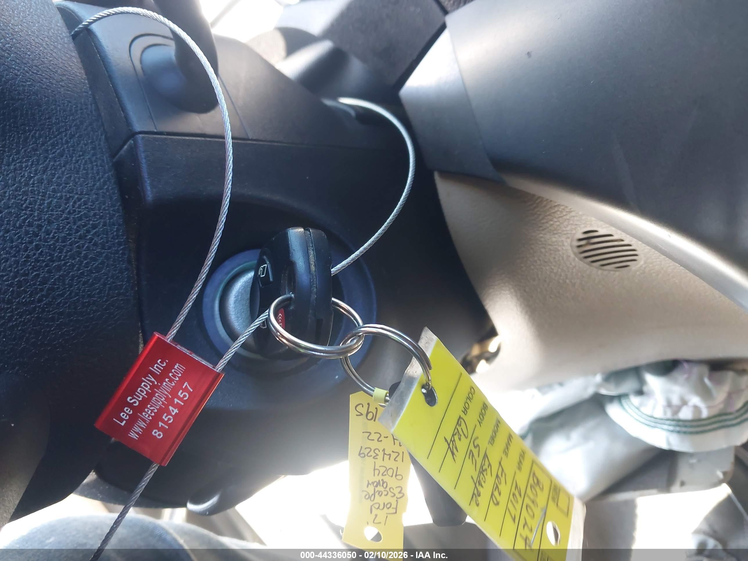 FORD ESCAPE image 11