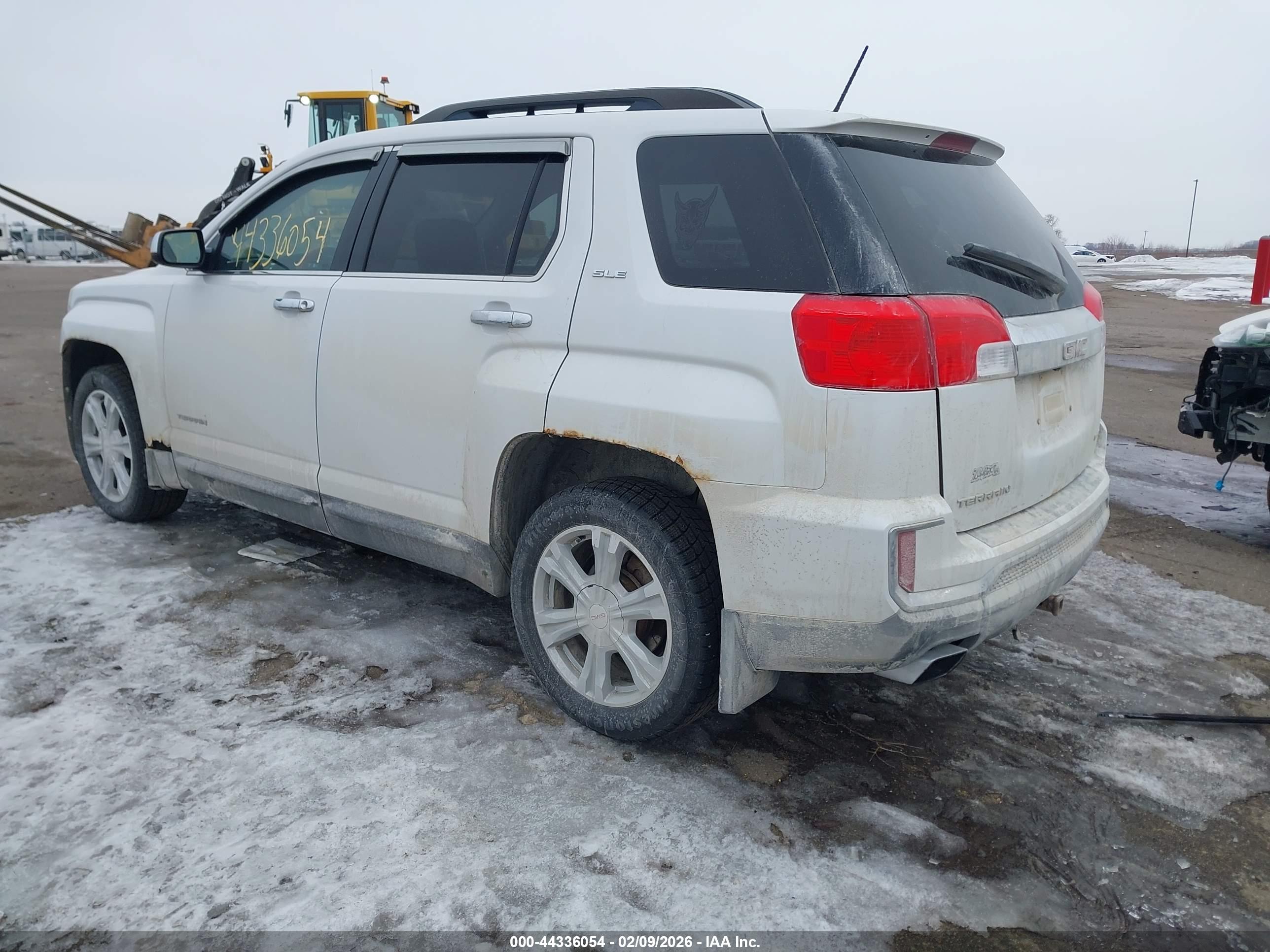 GMC TERRAIN image 3