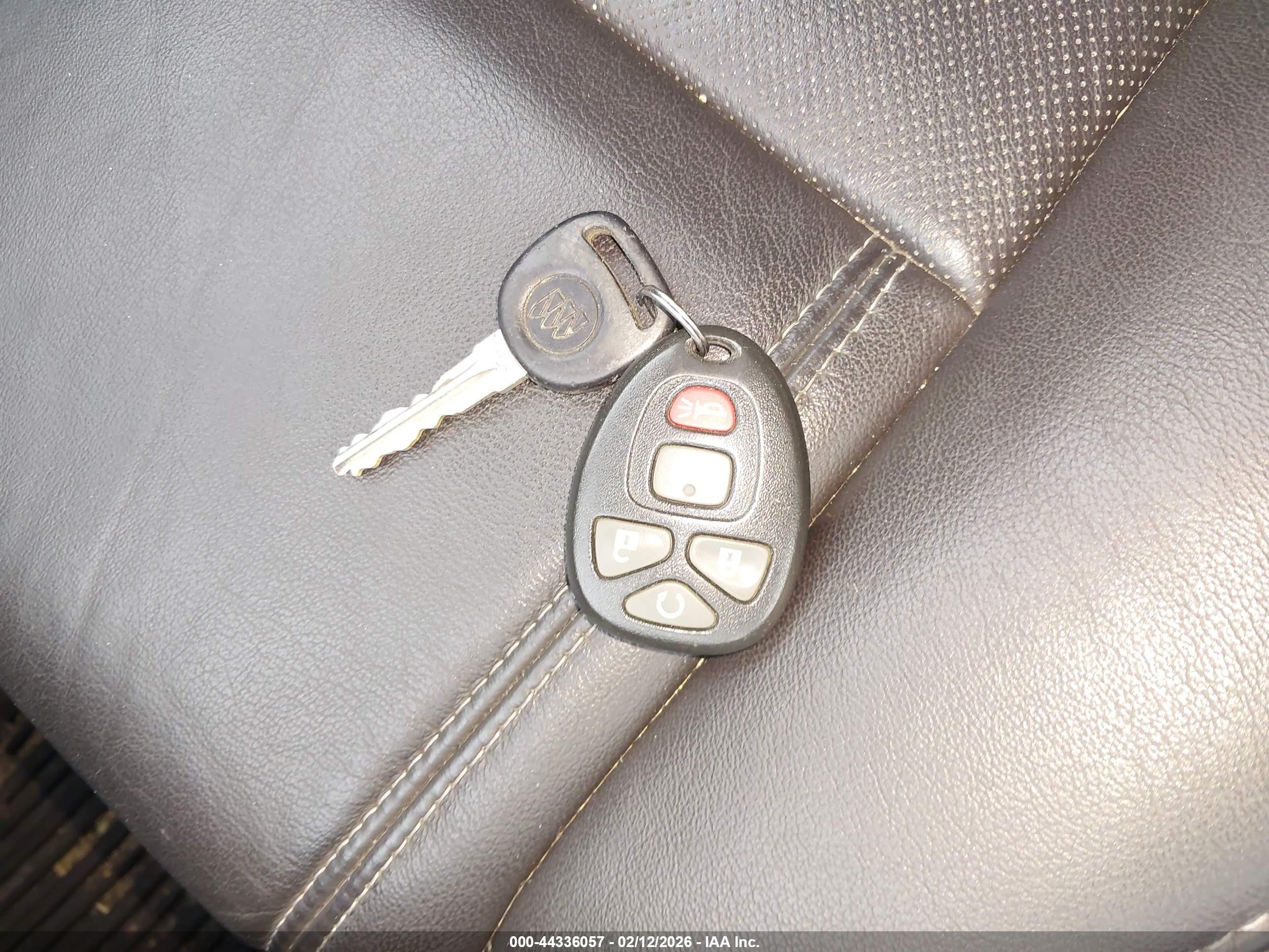 BUICK ENCLAVE image 11