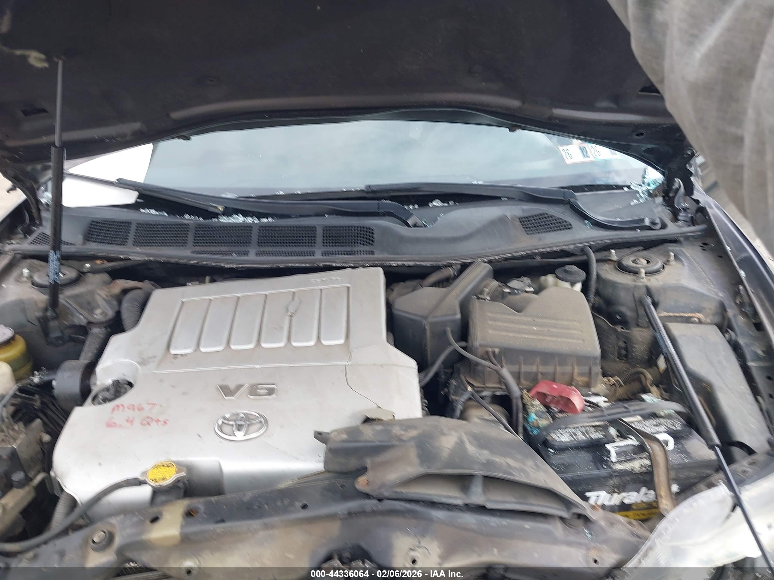 TOYOTA AVALON image 10