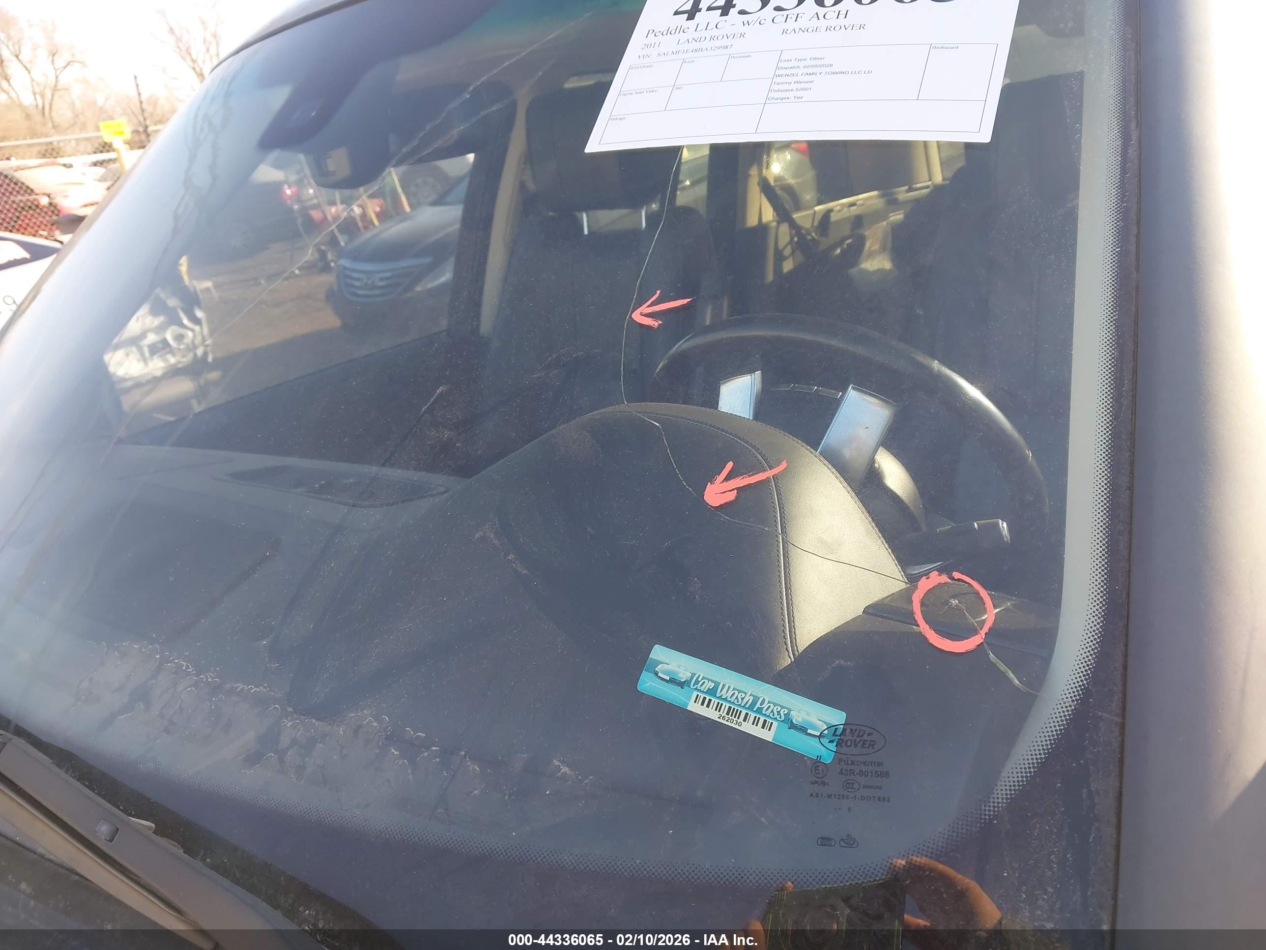 LAND ROVER image 6
