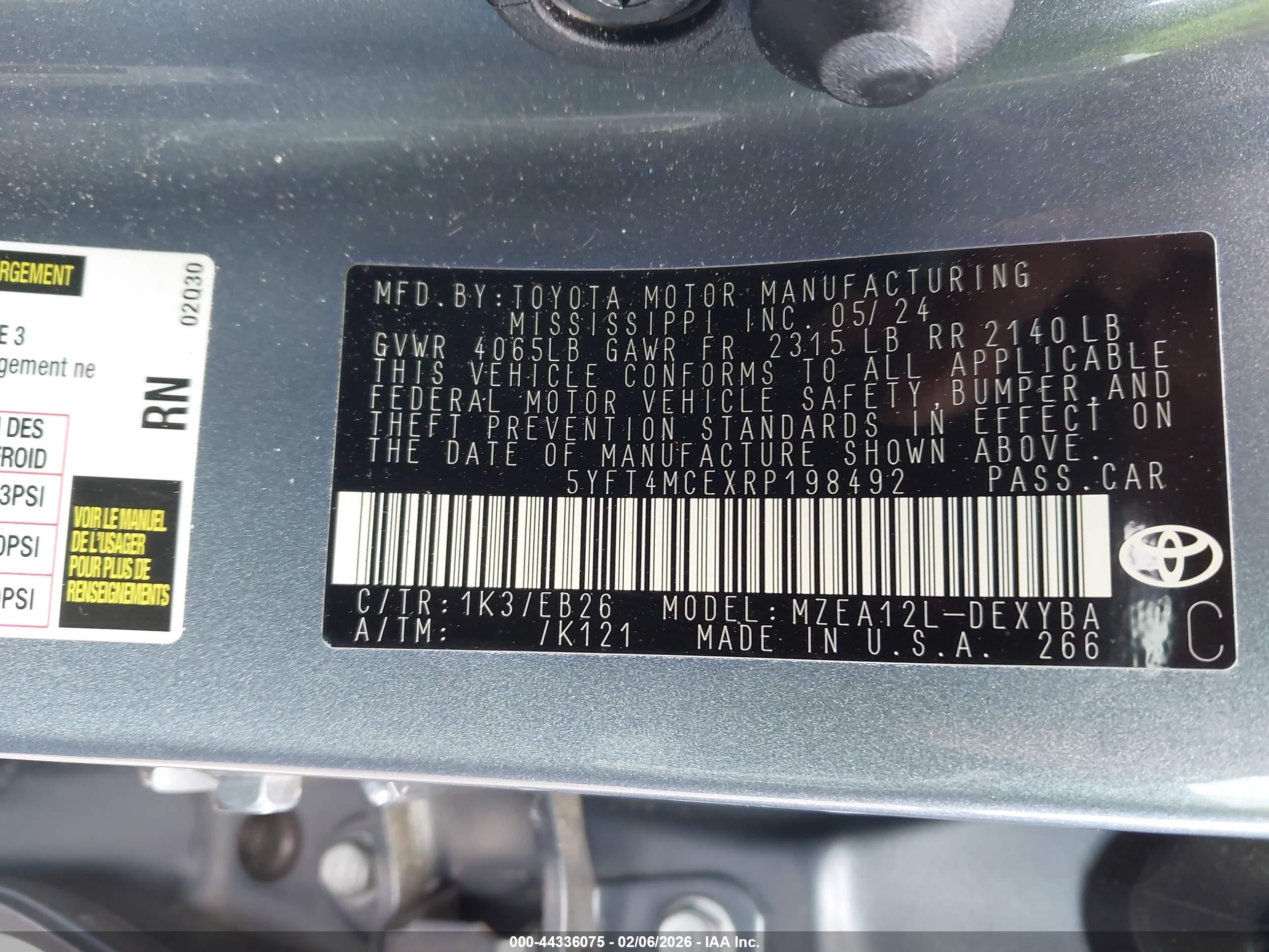 TOYOTA COROLLA image 9