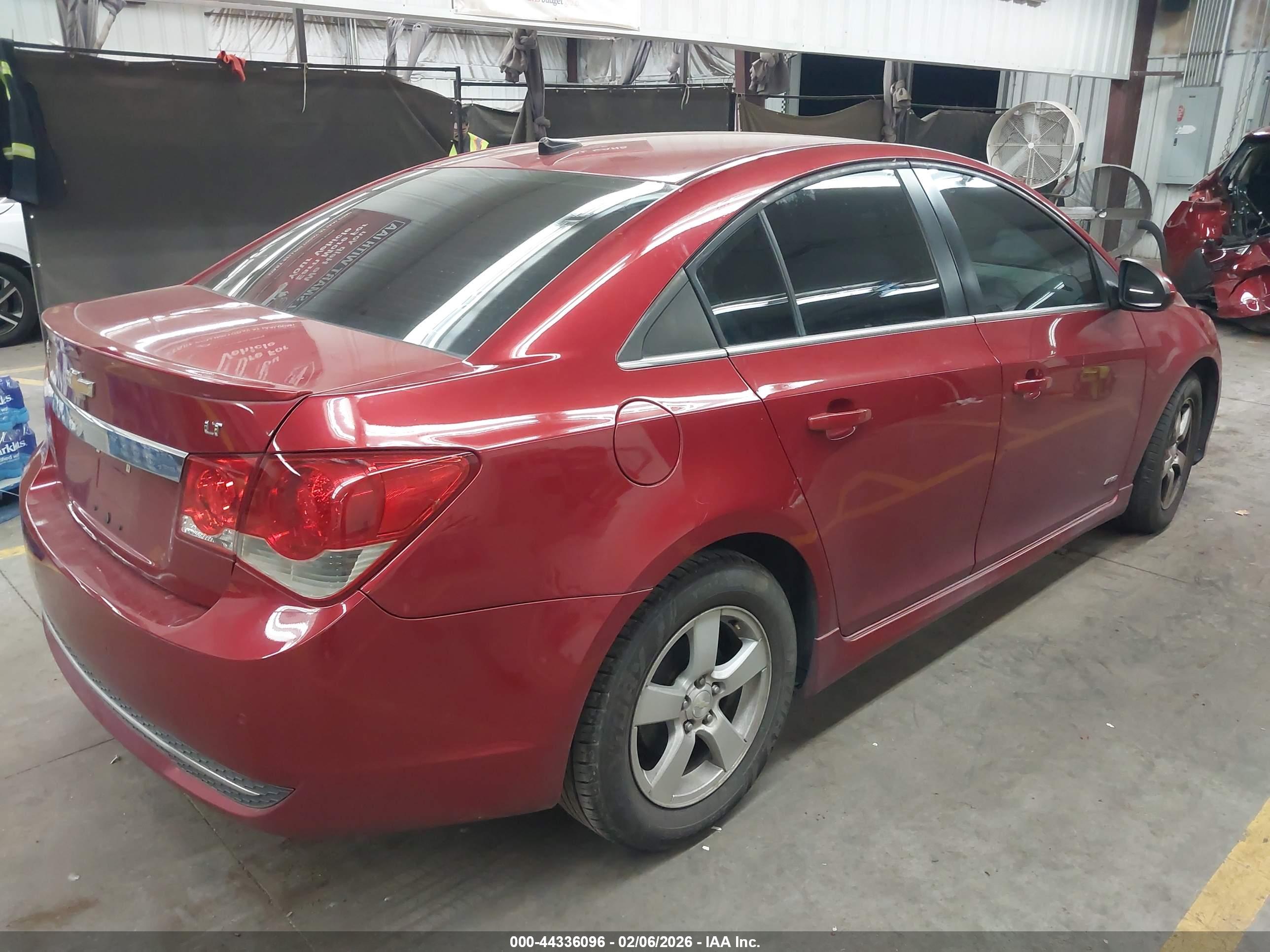CHEVROLET CRUZE image 4