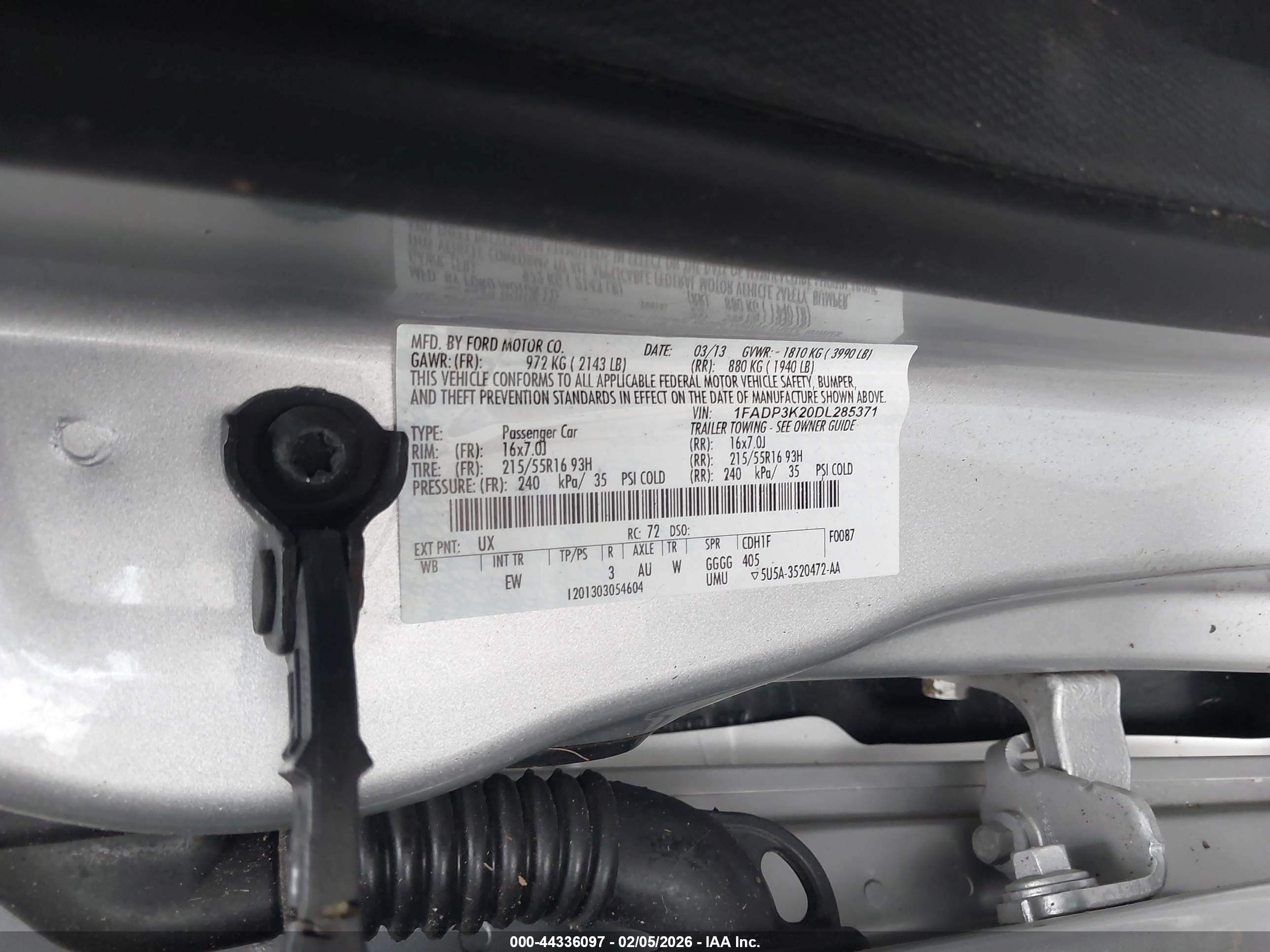 FORD FOCUS image 9