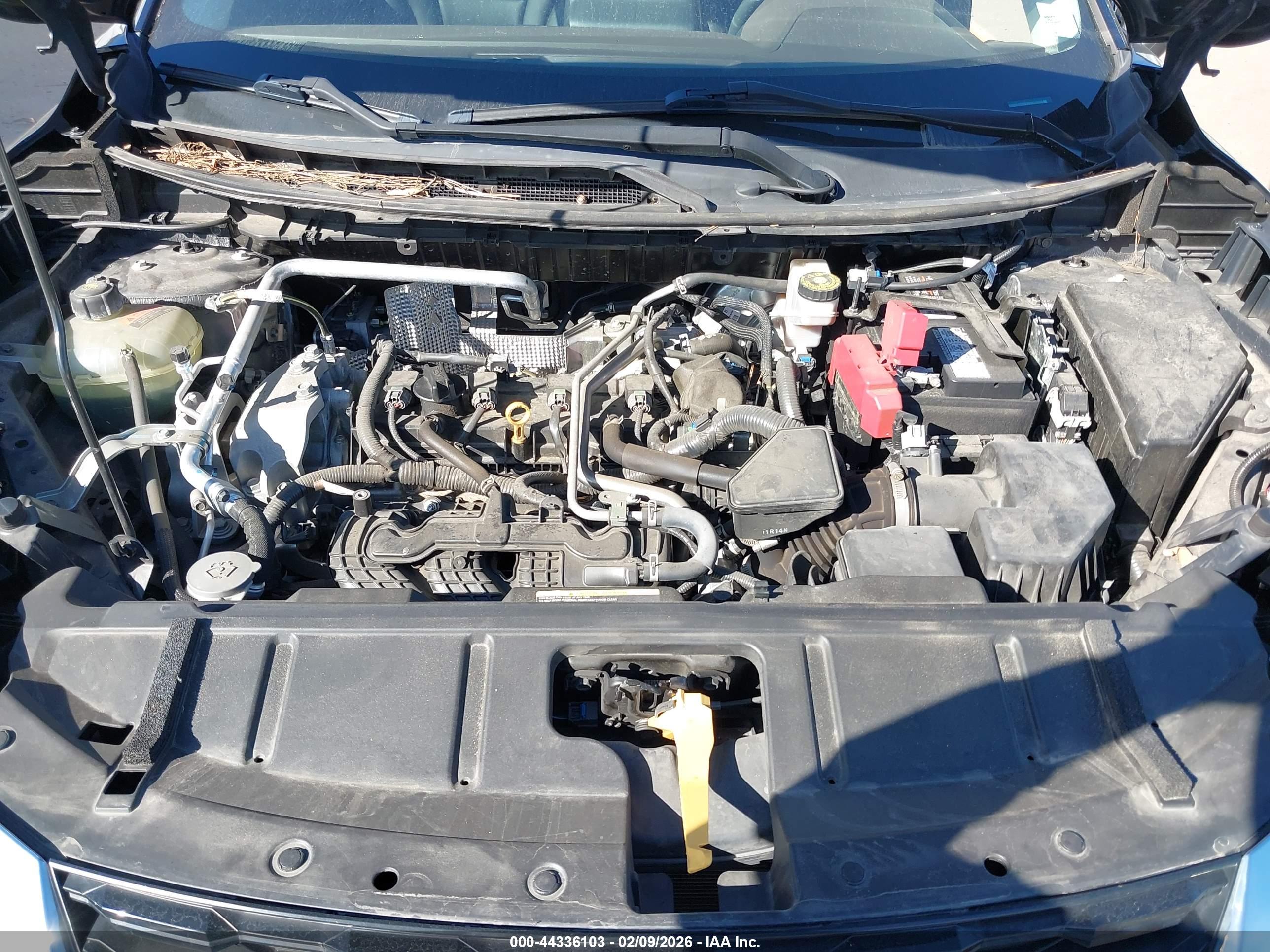 NISSAN ROGUE image 10