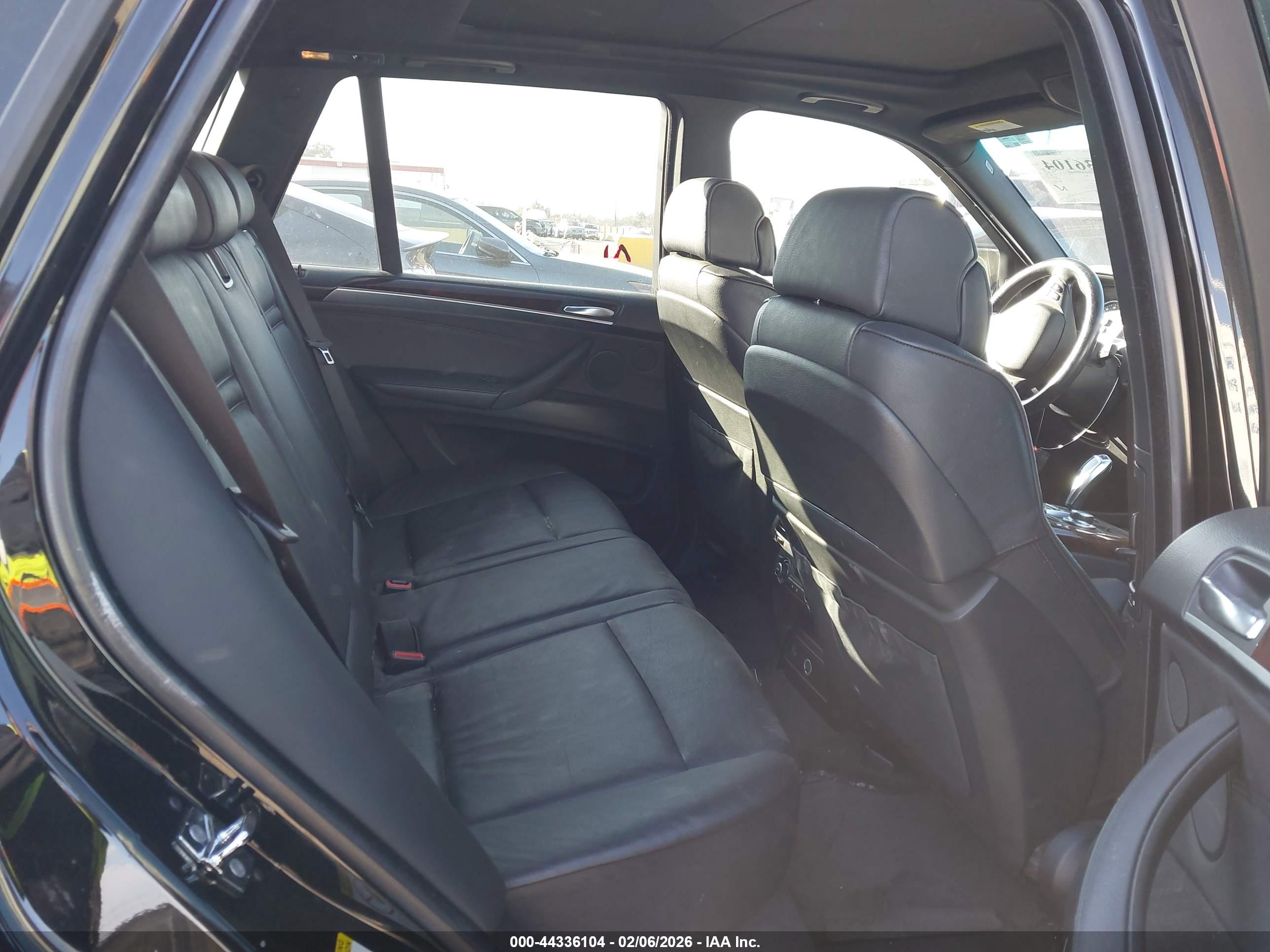 BMW X5 image 8
