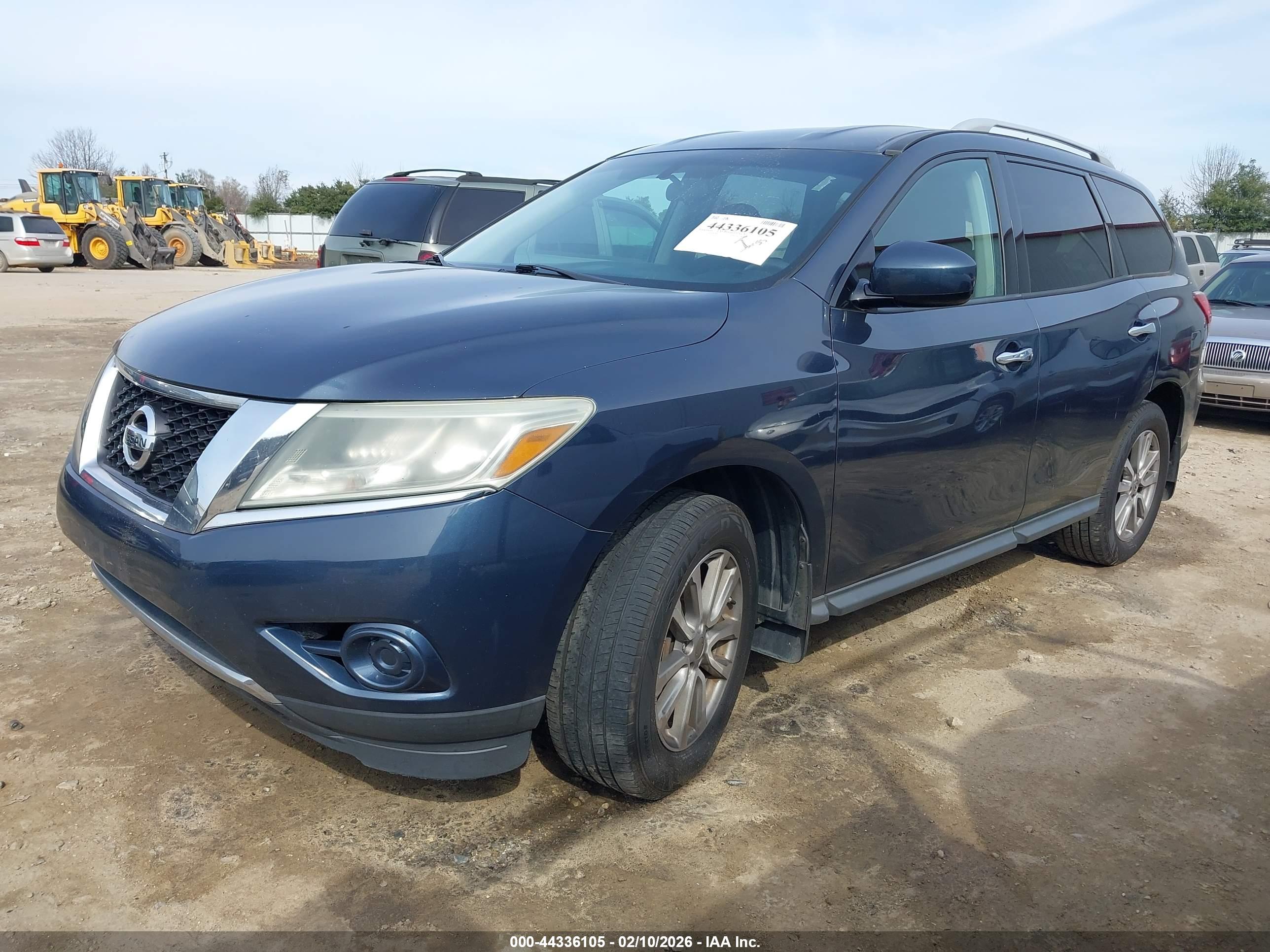 NISSAN PATHFINDER image 2